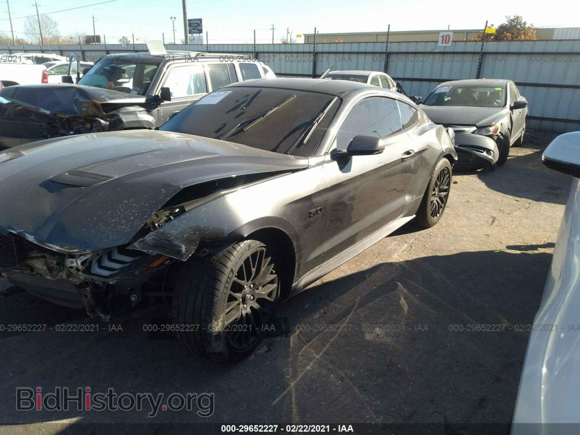 2019 FORD MUSTANG - VIN: 1FA6P8CF9K5116426 - Фото 2