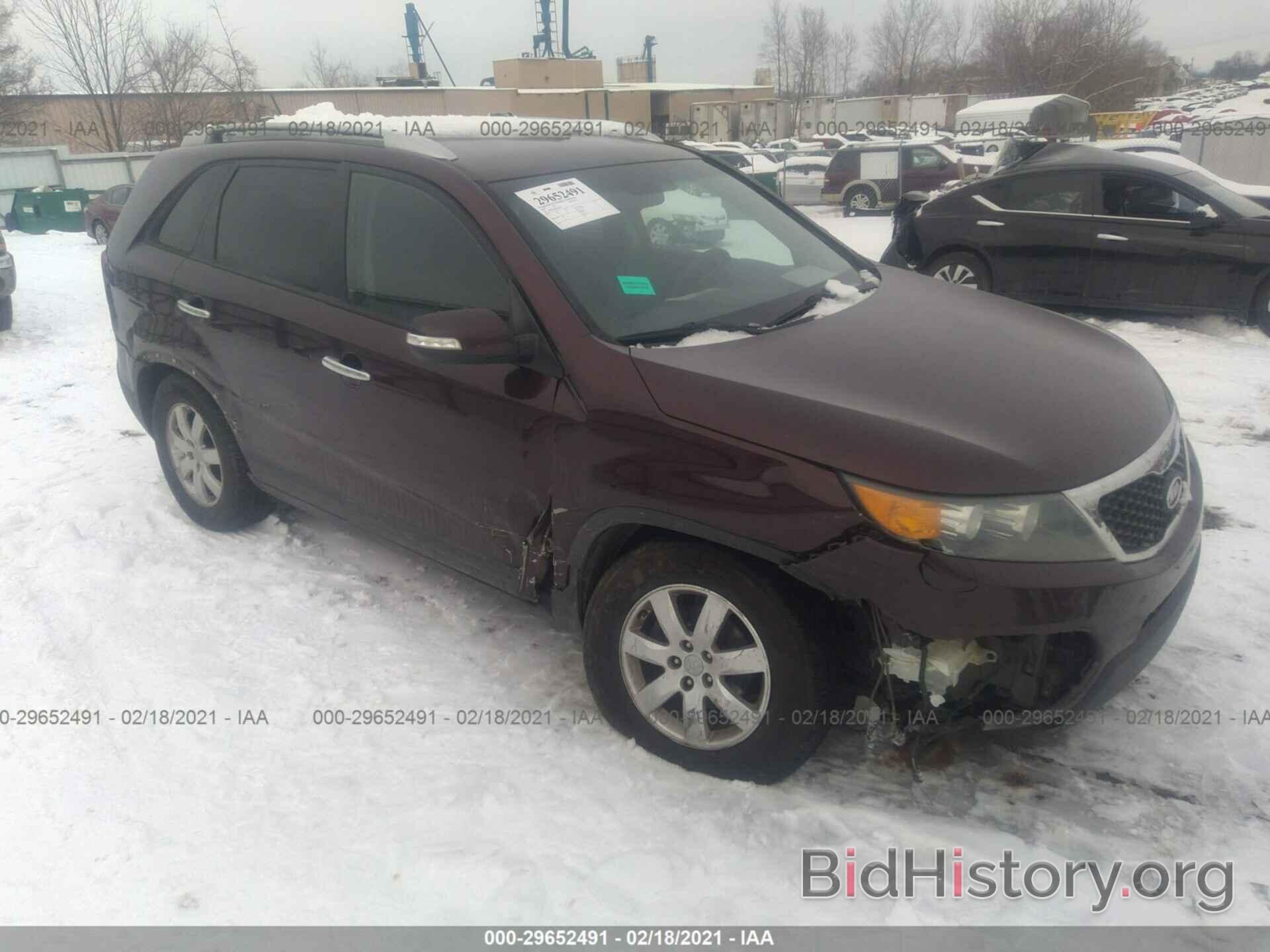 Photo 5XYKTCA68DG361870 - KIA SORENTO 2013