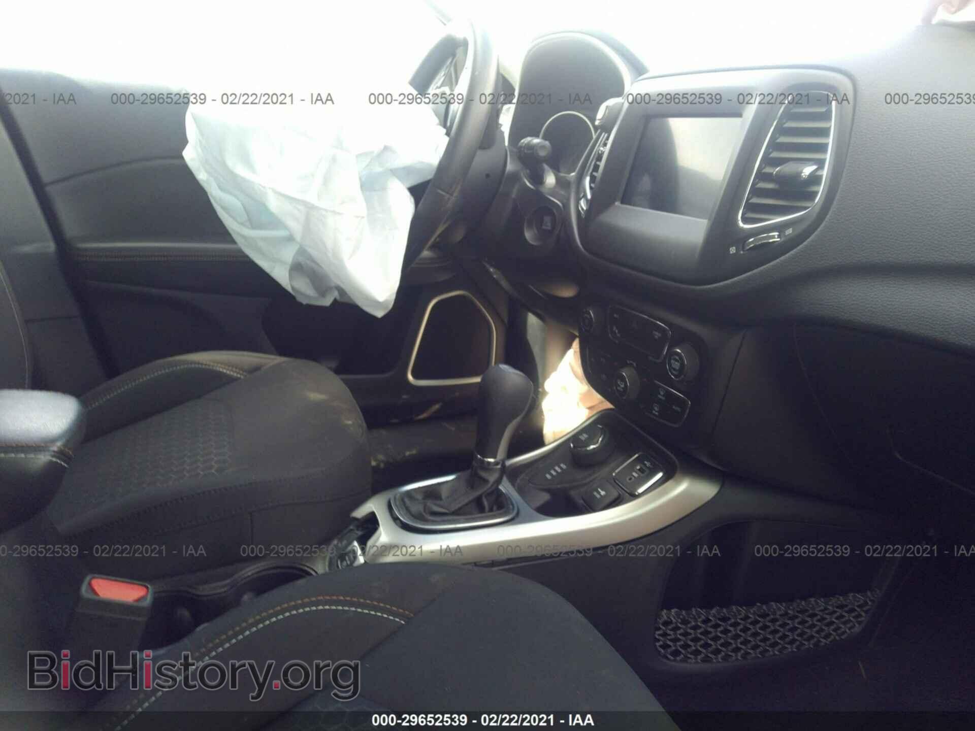 2019 JEEP COMPASS - VIN: 3C4NJDABXKT651183 - Фото 5