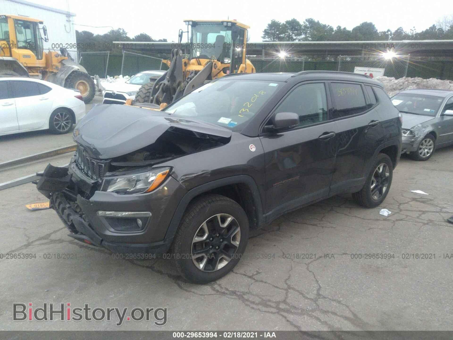 2018 JEEP COMPASS - VIN: 3C4NJDDB5JT132018 - Фото 2
