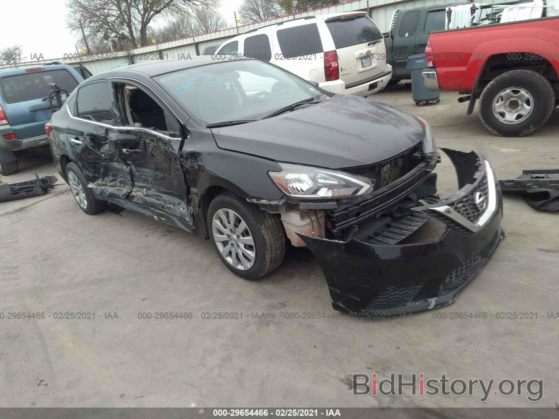 Photo 3N1AB7AP8HL705813 - NISSAN SENTRA 2017