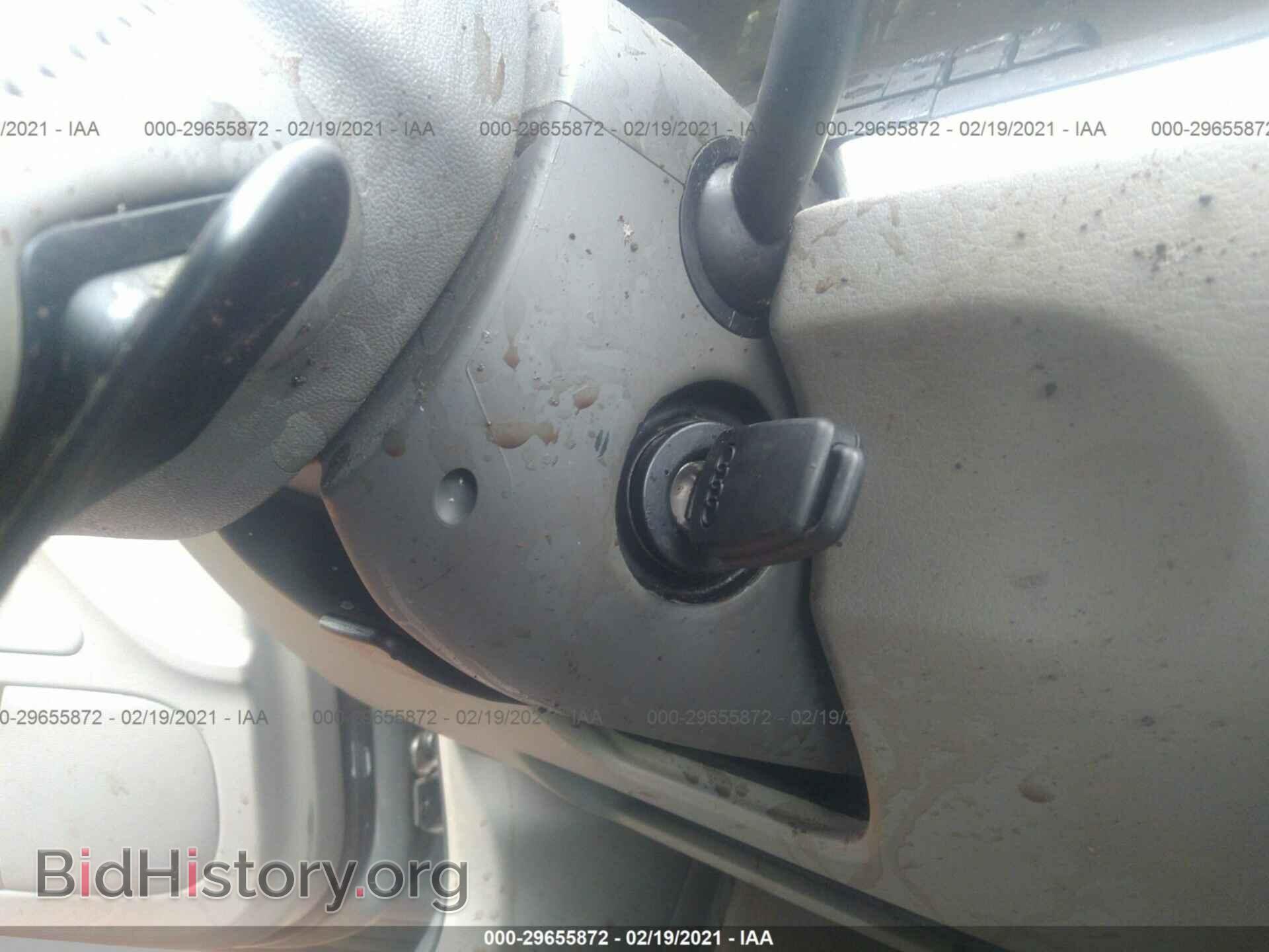 2008 AUDI A4 - VIN: WAUDF78E78A100110 - Фото 11