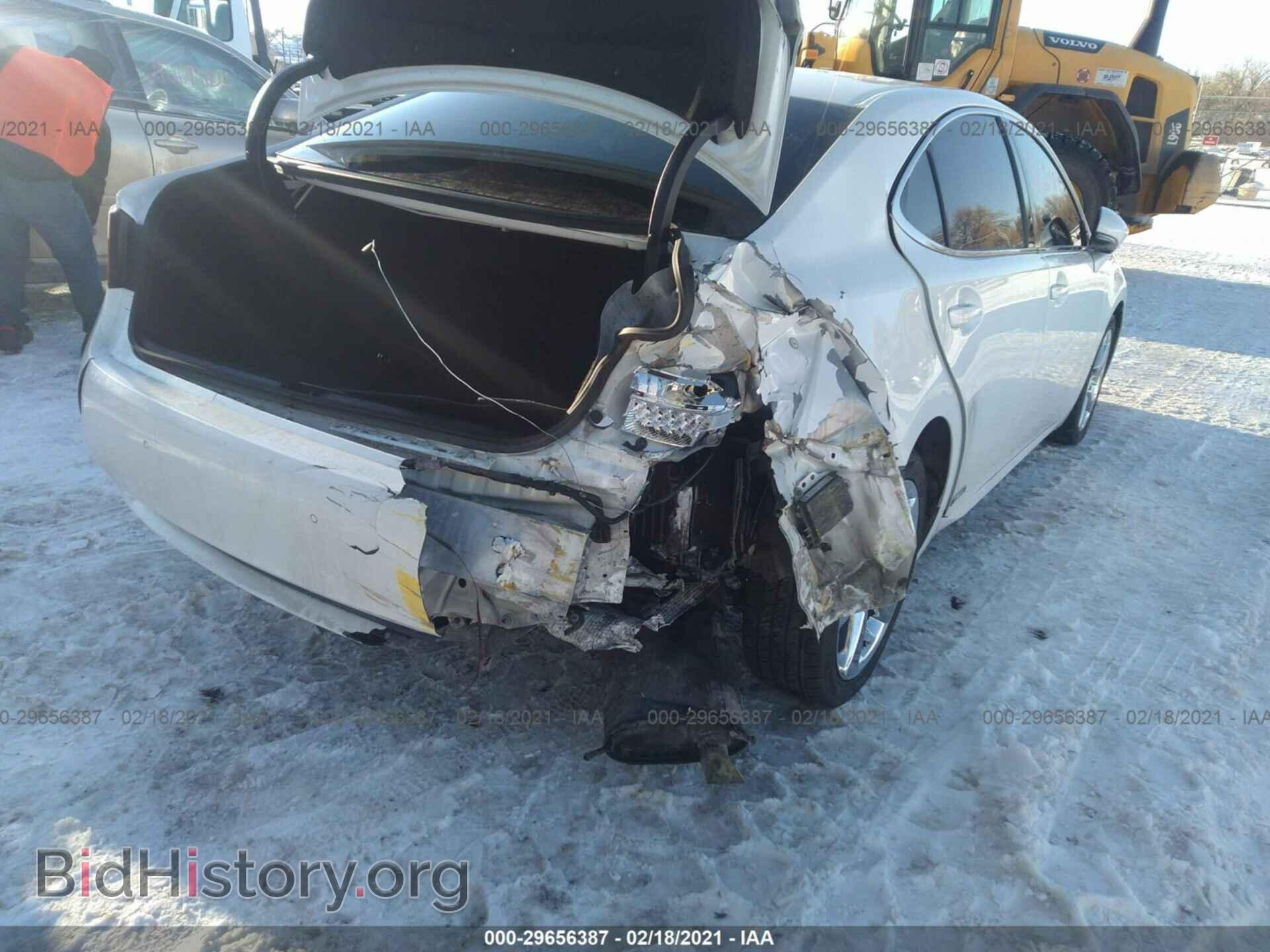 2014 LEXUS ES 300H - VIN: JTHBW1GG4E2046649 - Фото 6