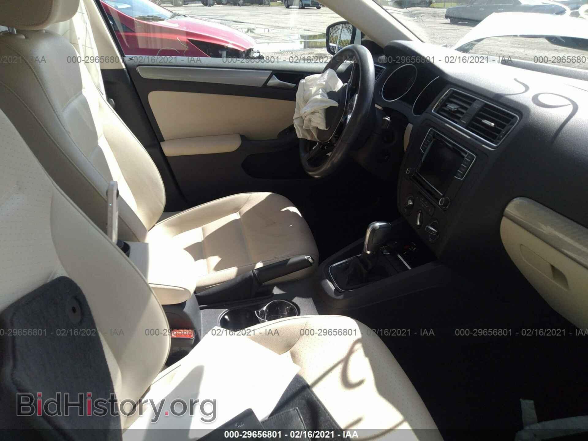 2017 VOLKSWAGEN JETTA - VIN: 3VWDB7AJ7HM390287 - Фото 5