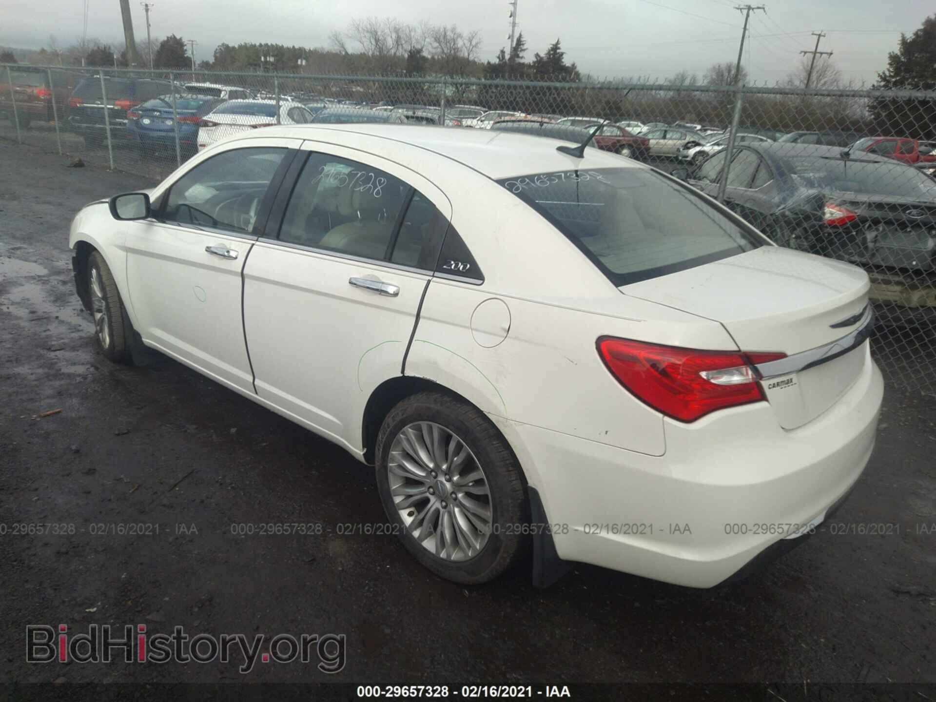 2011 CHRYSLER 200 - VIN: 1C3BC2FG7BN505687 - Фото 3