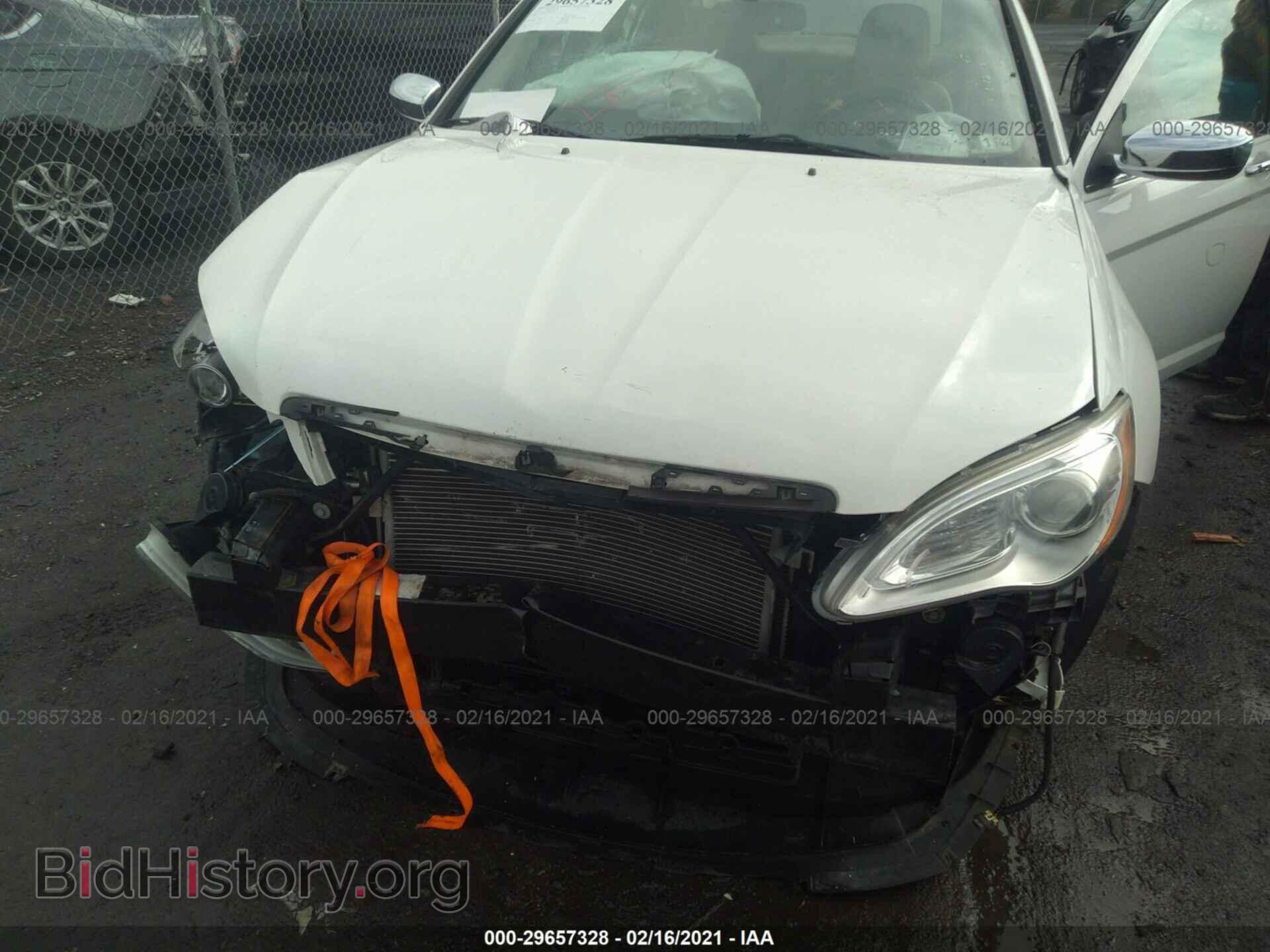 2011 CHRYSLER 200 - VIN: 1C3BC2FG7BN505687 - Фото 6