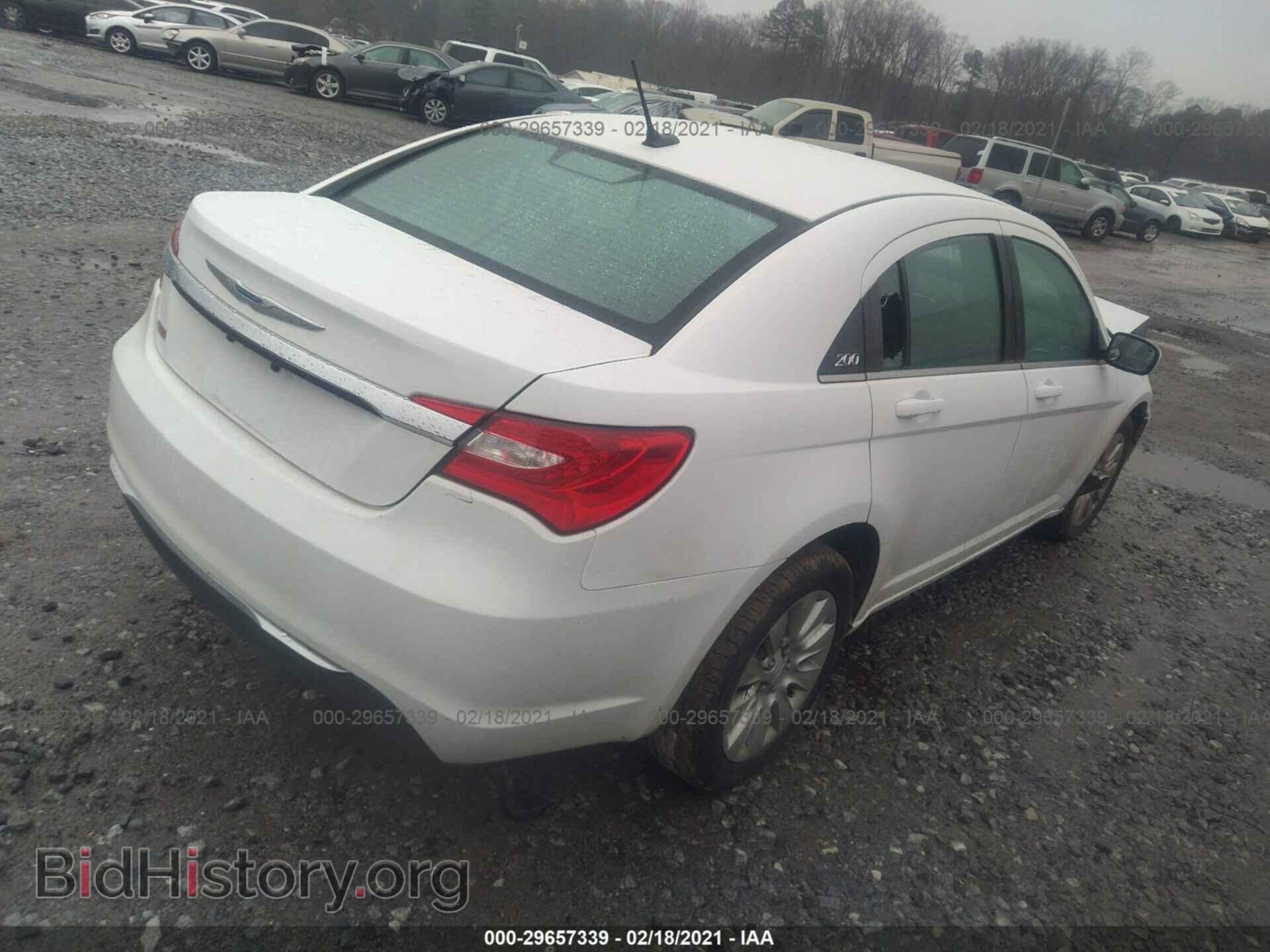 2014 CHRYSLER 200 - VIN: 1C3CCBAB4EN205898 - Фото 4