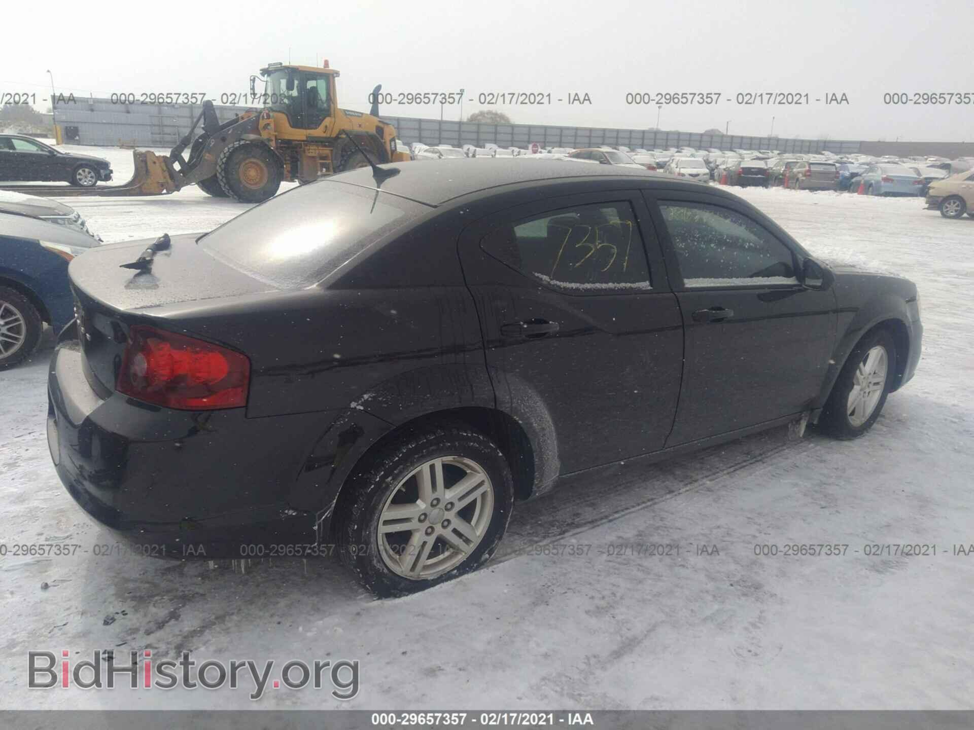 2011 DODGE AVENGER - VIN: 1B3BD1FB5BN590912 - Фото 4