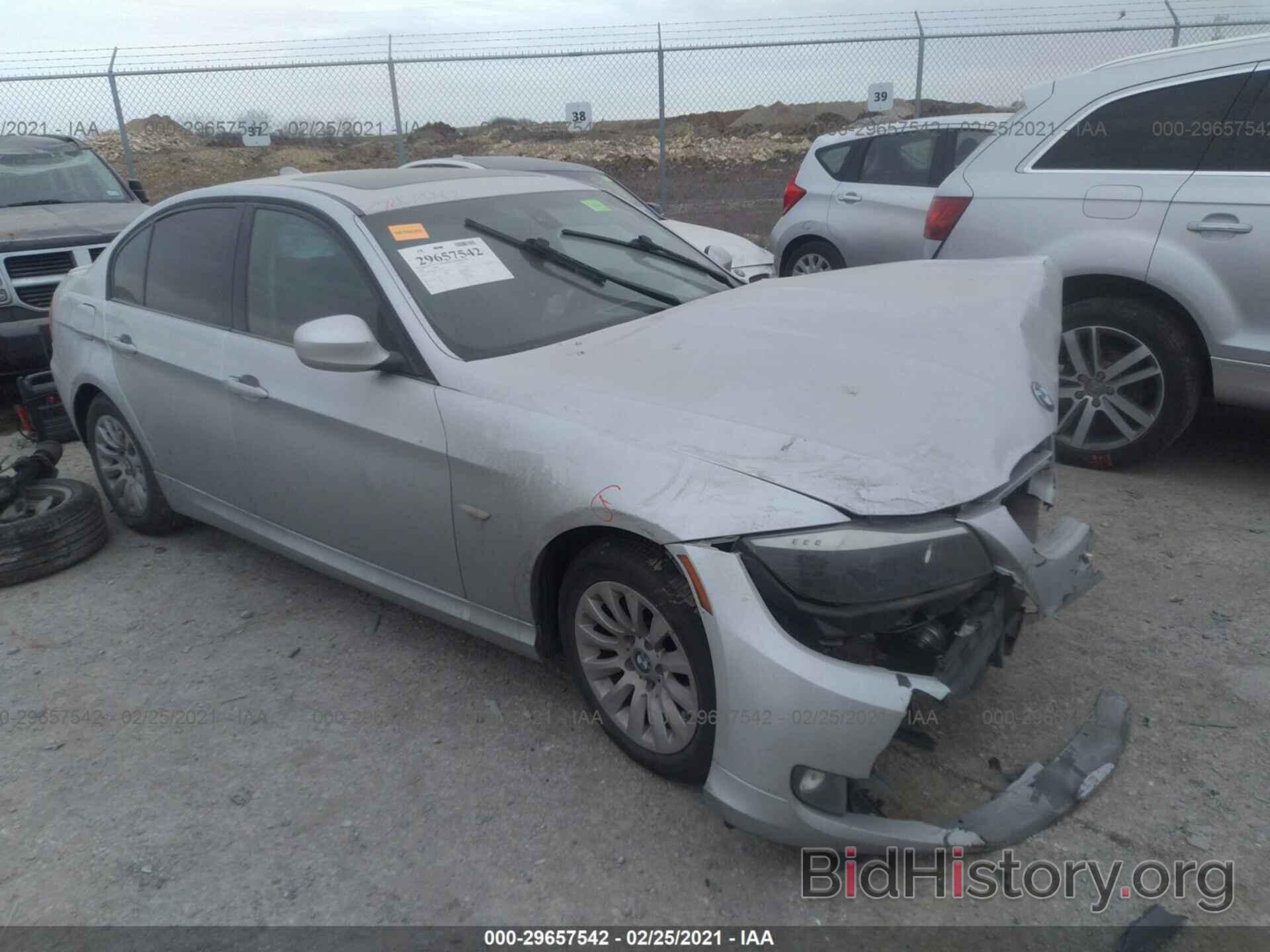 Photo WBAPH77599NL82365 - BMW 3 SERIES 2009