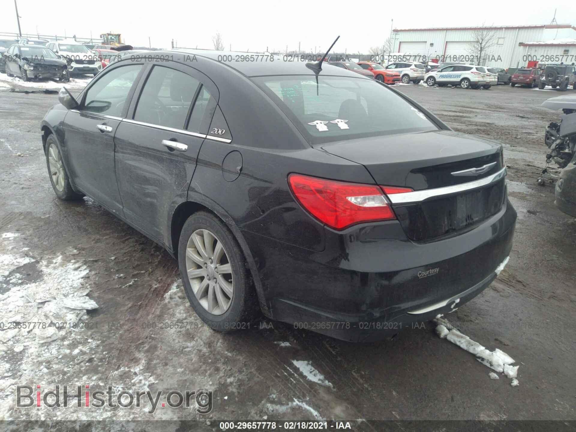 2013 CHRYSLER 200 - VIN: 1C3CCBCG4DN525925 - Фото 3