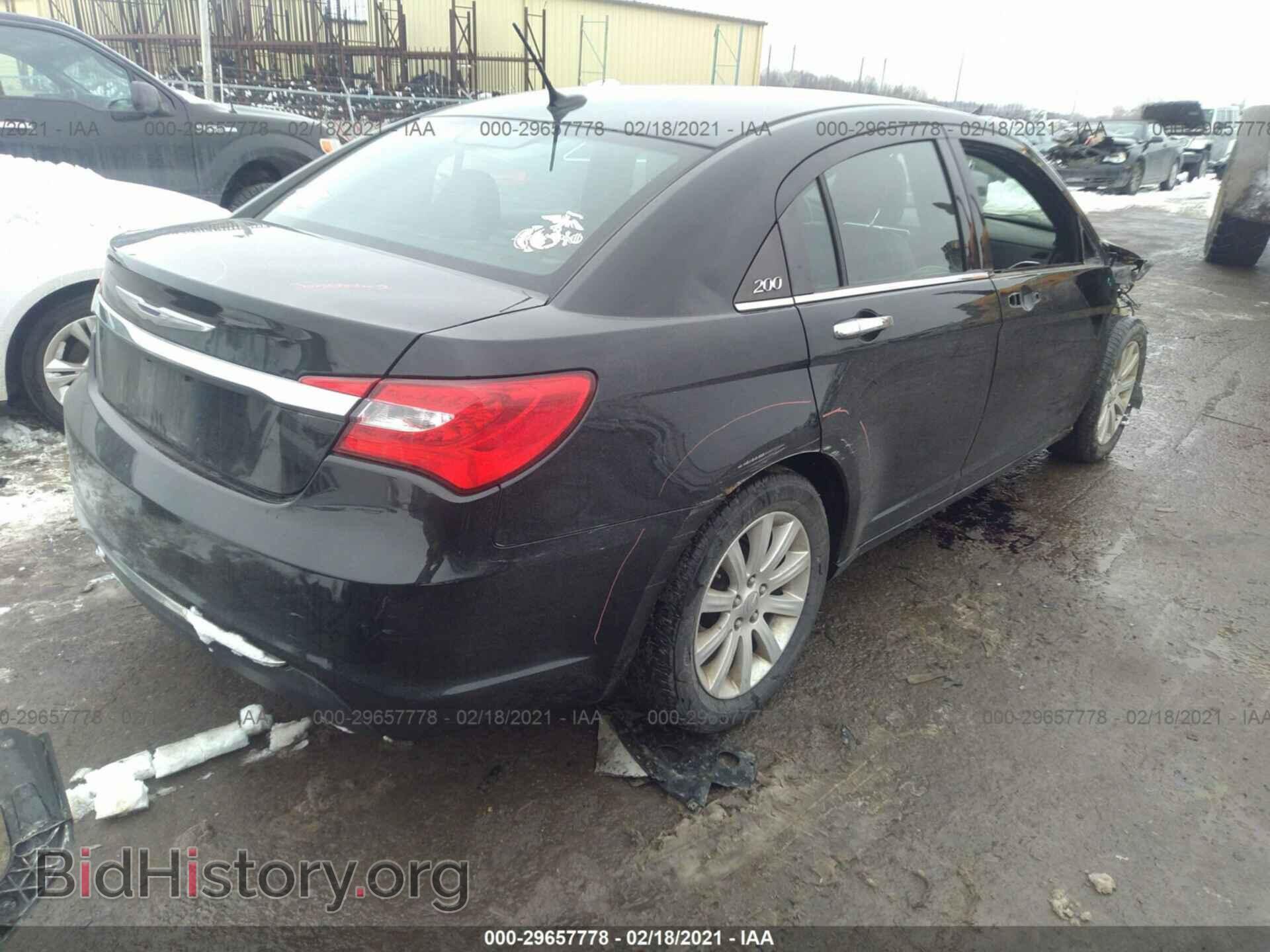 2013 CHRYSLER 200 - VIN: 1C3CCBCG4DN525925 - Фото 4