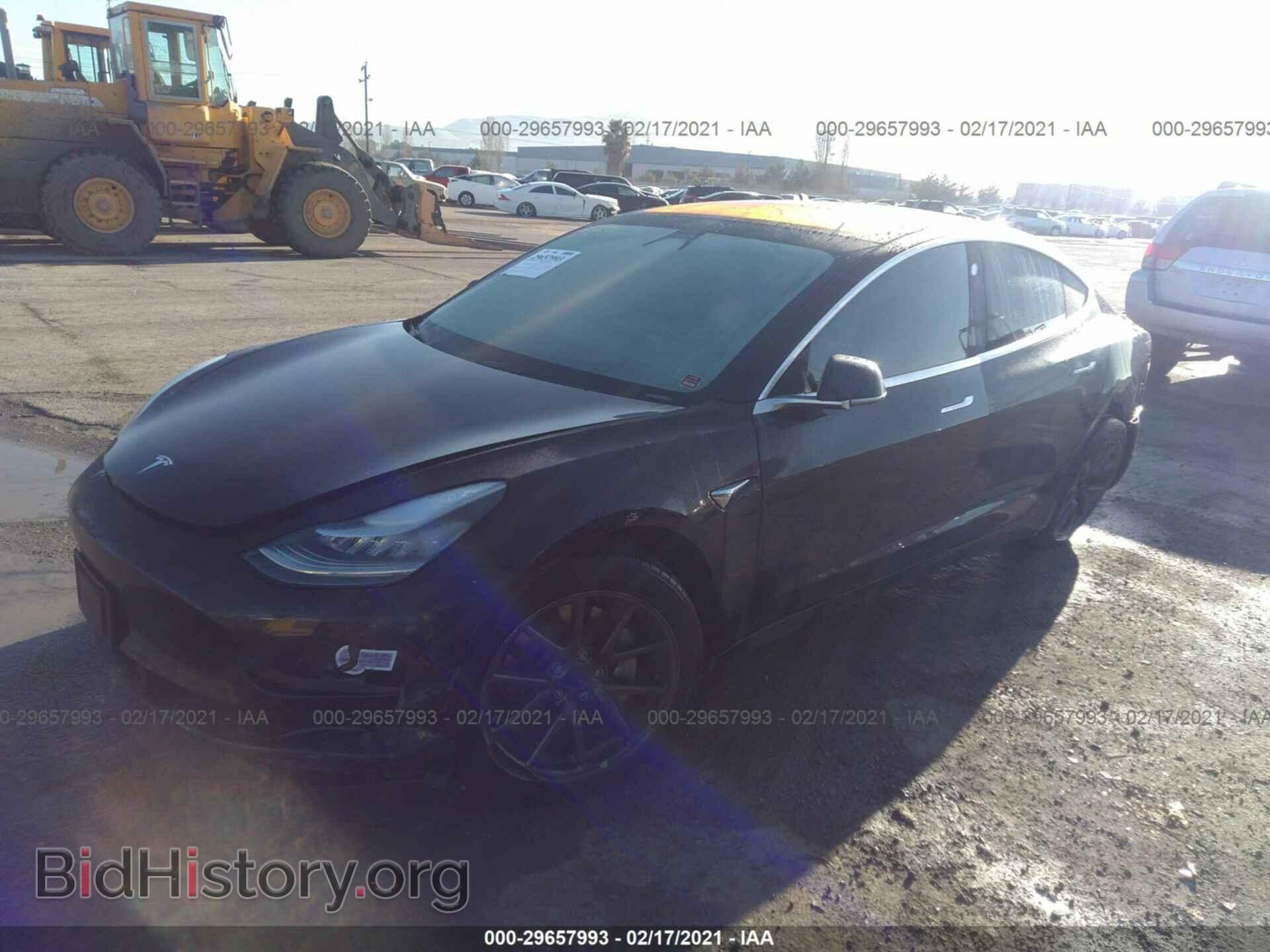 2018 TESLA MODEL 3 - VIN: 5YJ3E1EA8JF058589 - Photo 2