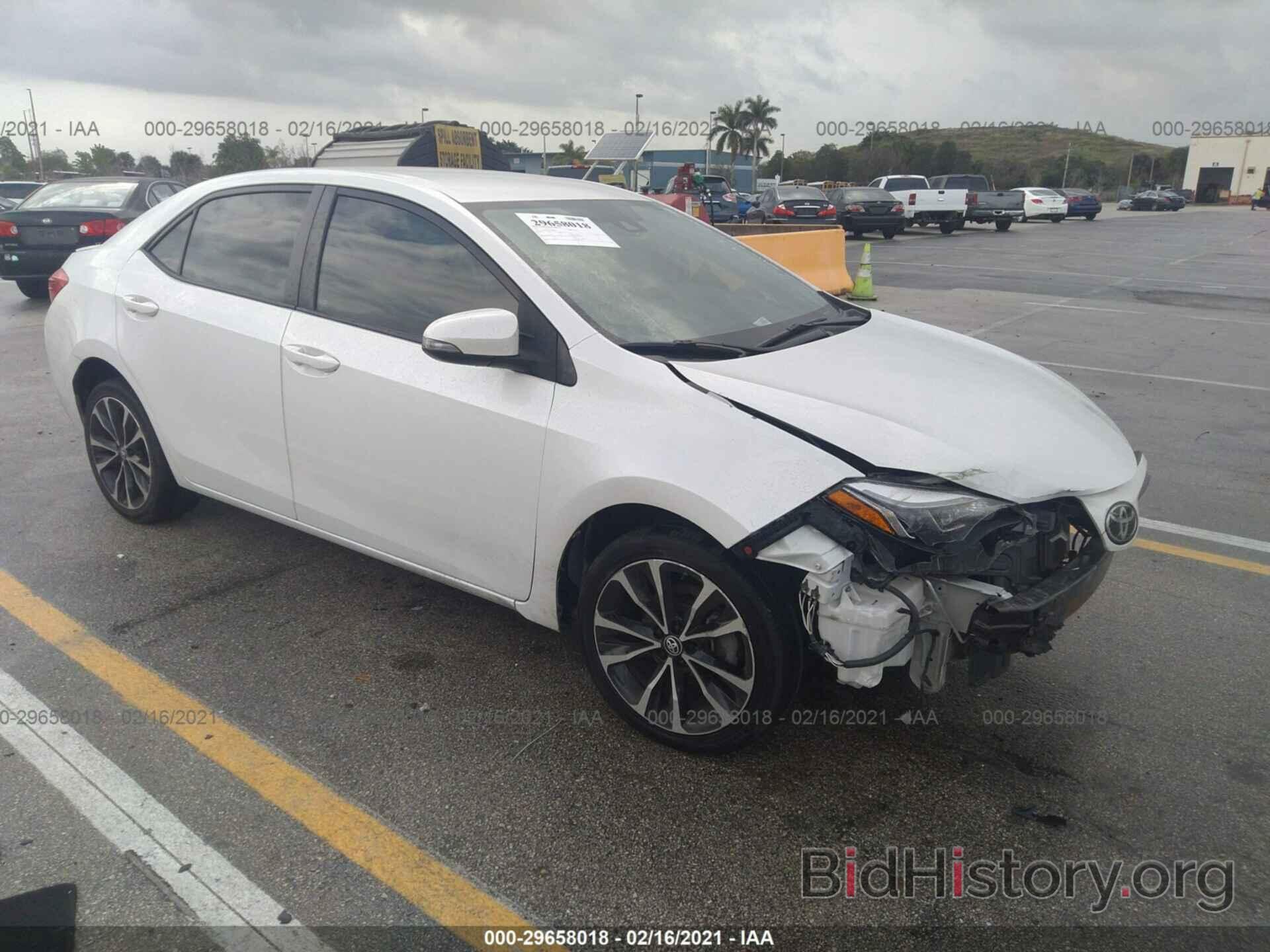 Photo 5YFBURHE3HP646913 - TOYOTA COROLLA 2017