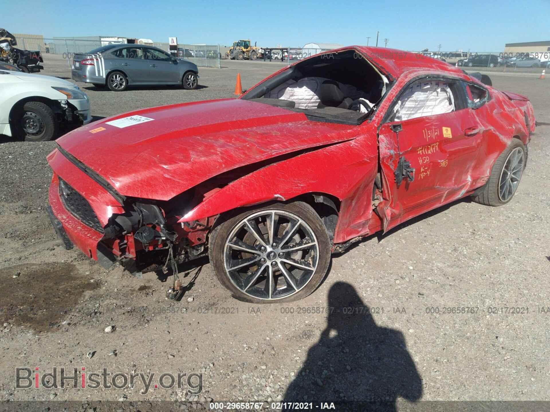 2016 FORD MUSTANG - VIN: 1FA6P8TH2G5261168 - Фото 2