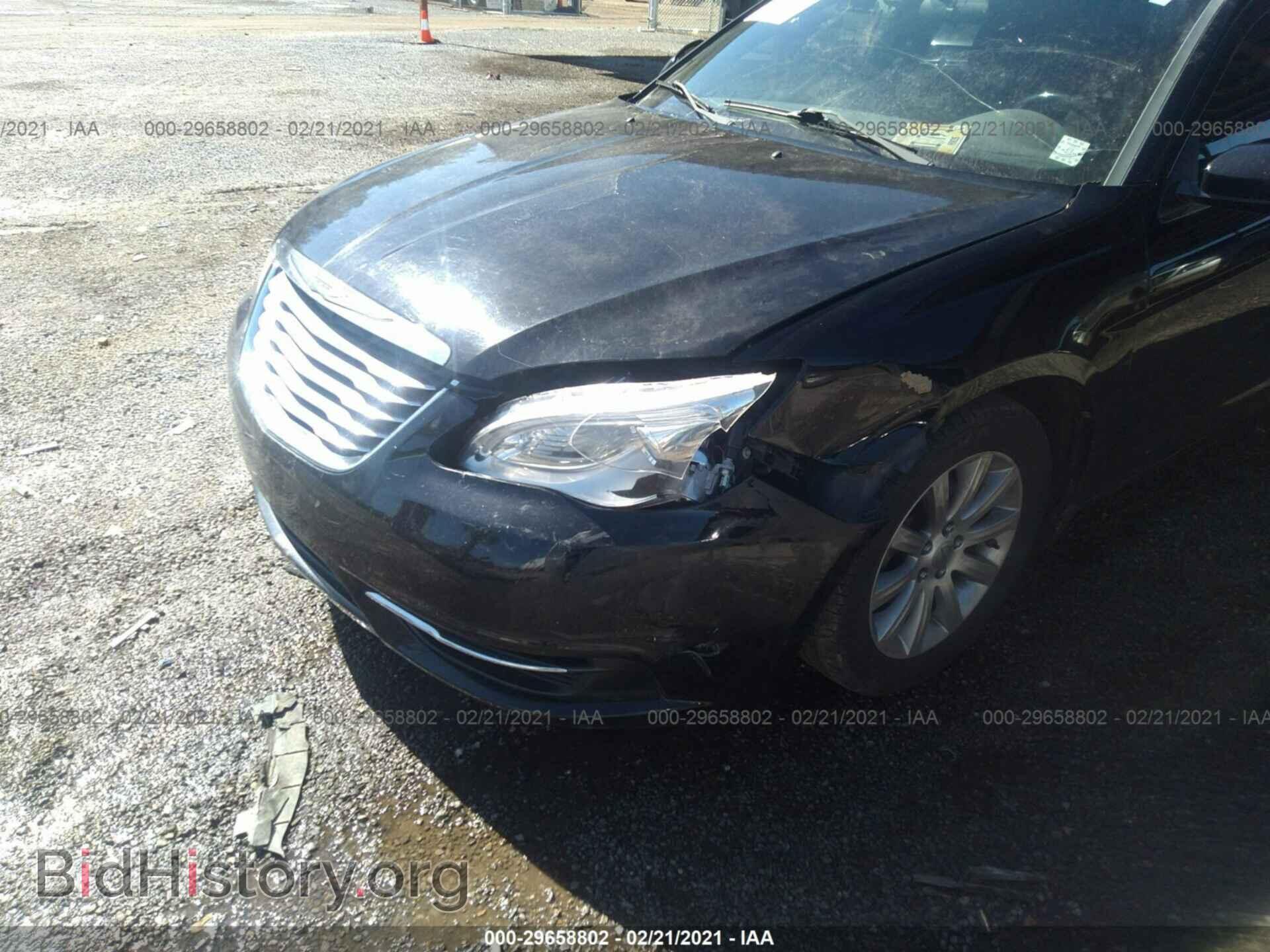 2012 CHRYSLER 200 - VIN: 1C3CCBBB3CN134754 - Фото 6