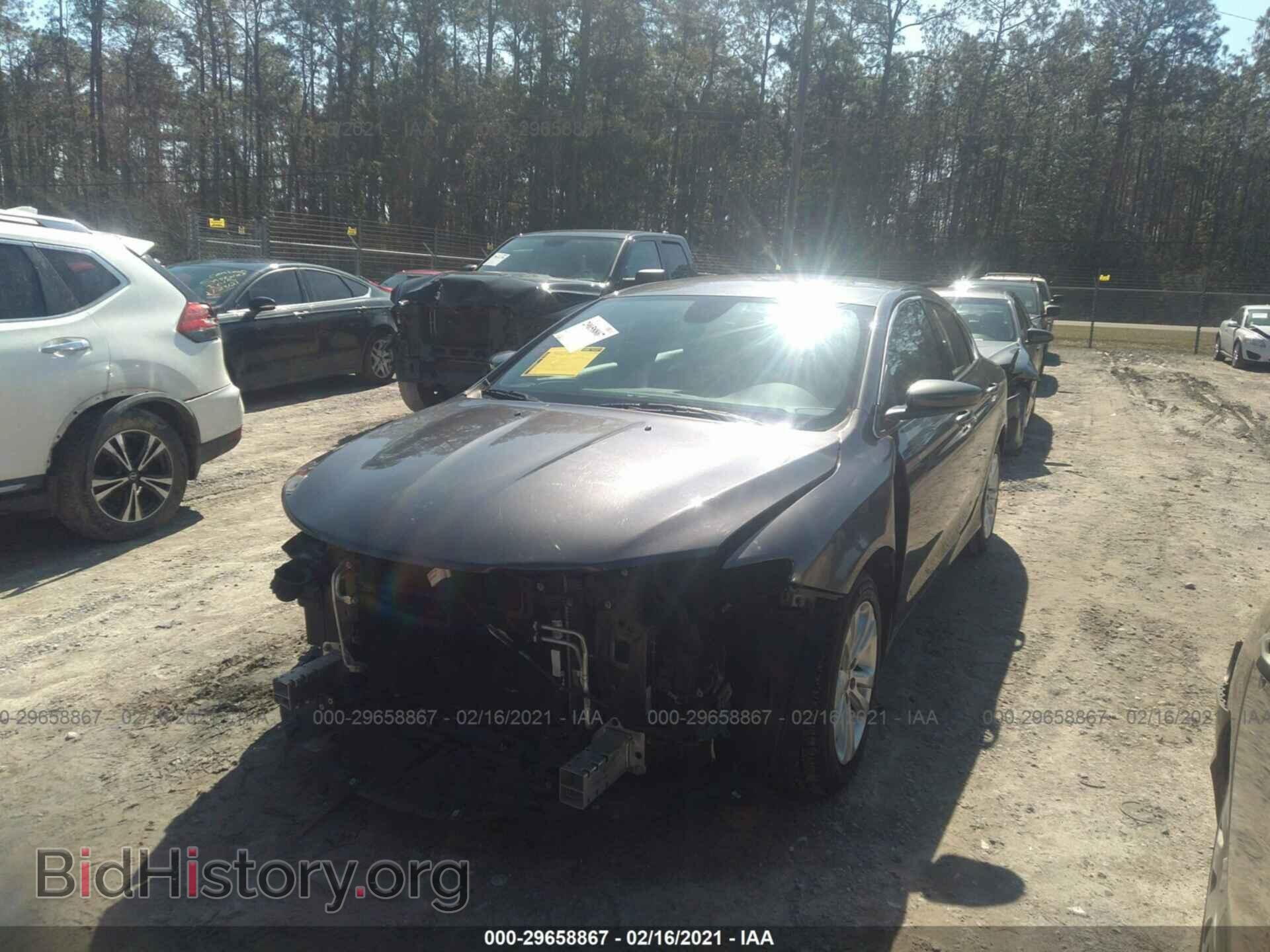 2017 CHRYSLER 200 - VIN: 1C3CCCAB3HN503241 - Фото 2