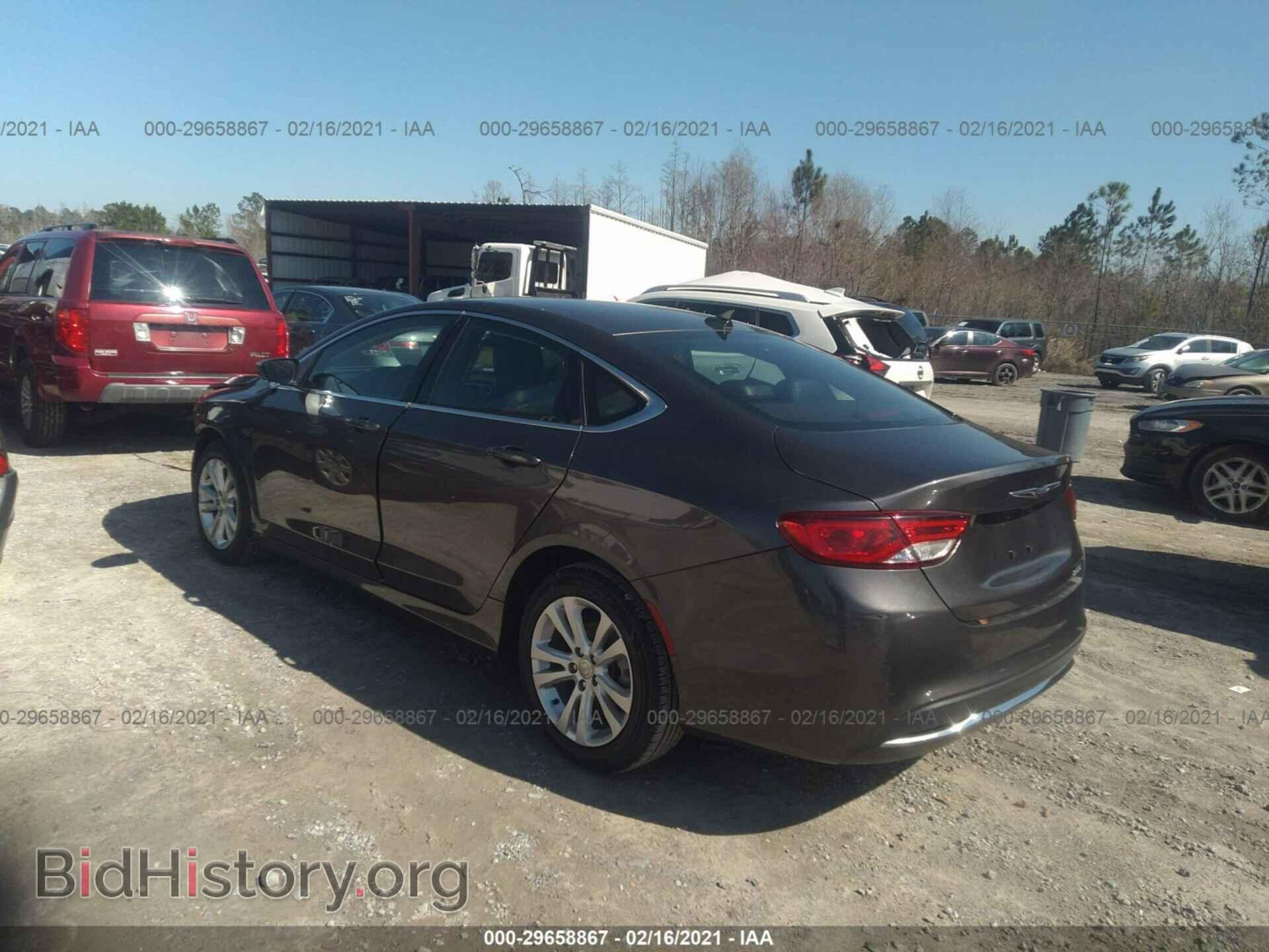 2017 CHRYSLER 200 - VIN: 1C3CCCAB3HN503241 - Фото 3