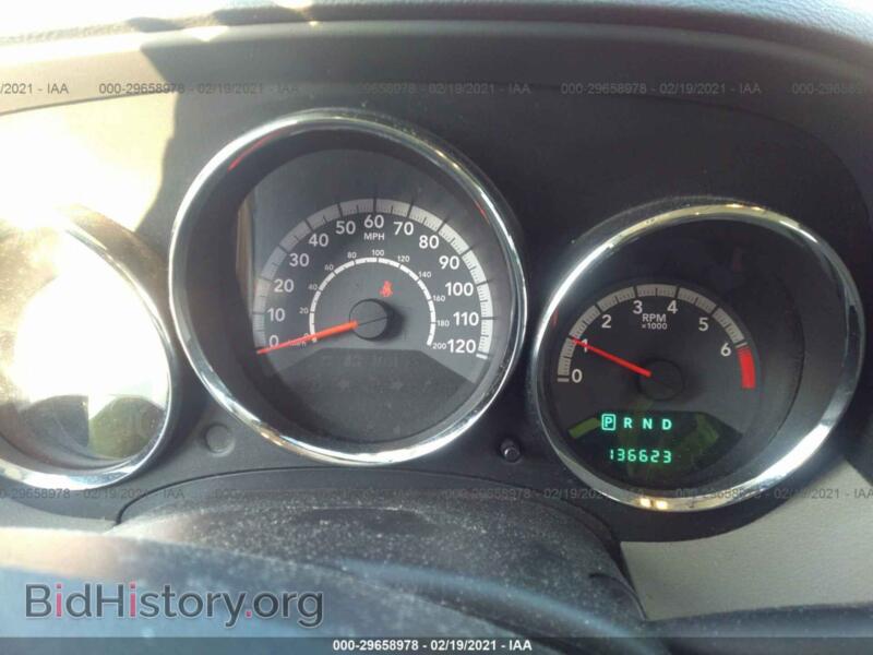 2011 Dodge CALIBER (VIN 1B3CB3HA0BD261776) — photo 7 of 11