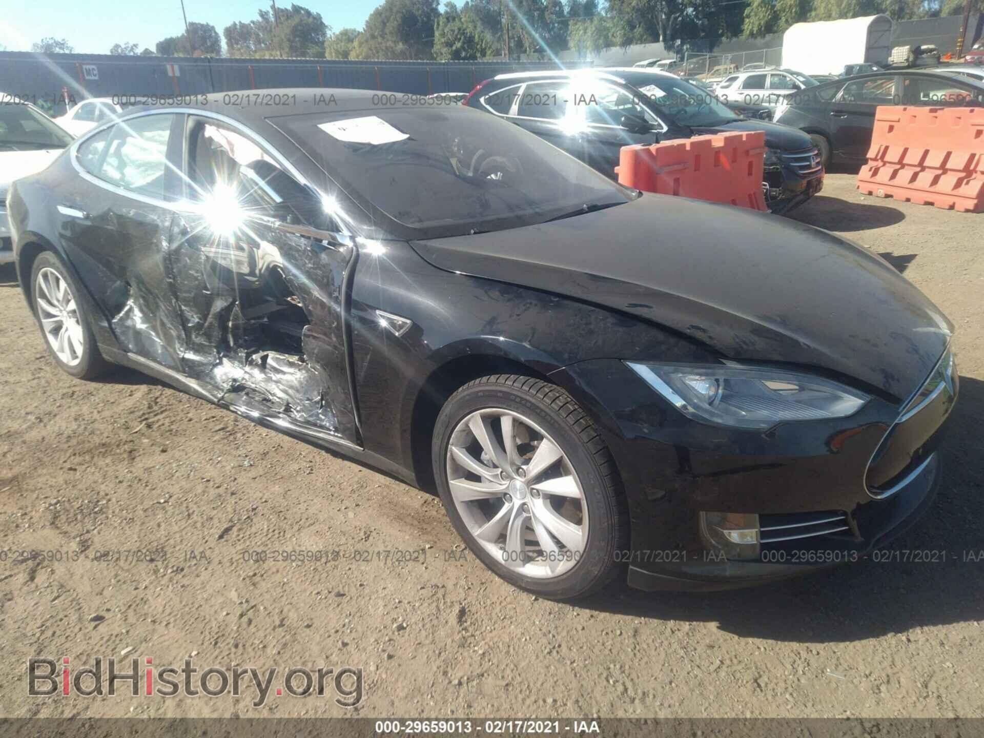 Photo 5YJSA1CN3DFP24131 - TESLA MODEL S 2013