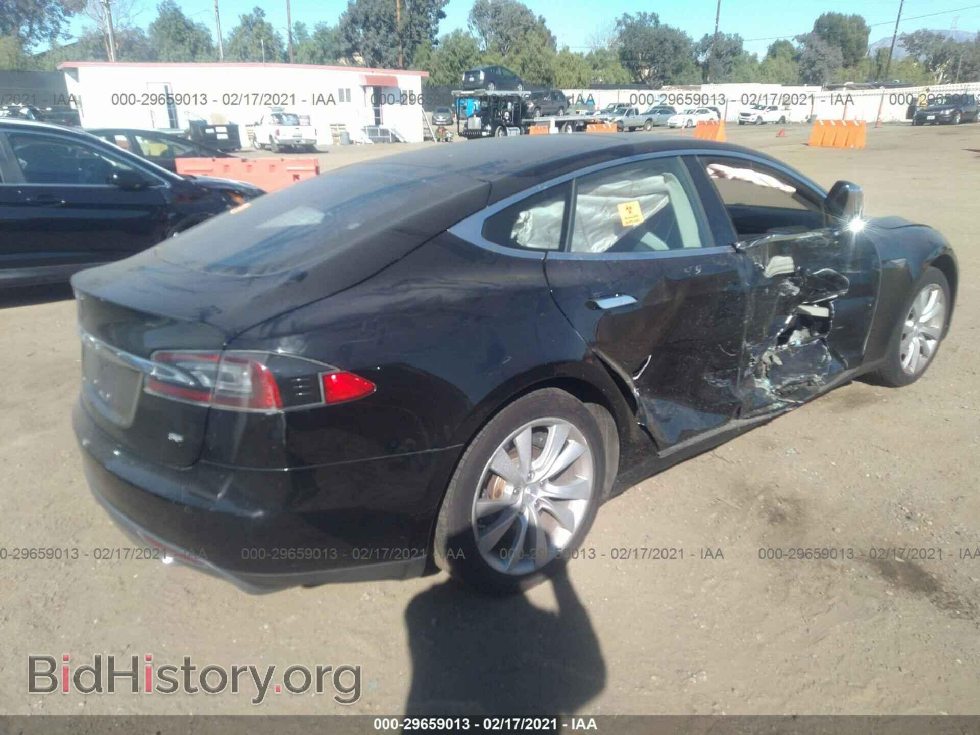 2013 TESLA MODEL S - VIN: 5YJSA1CN3DFP24131 - Photo 4