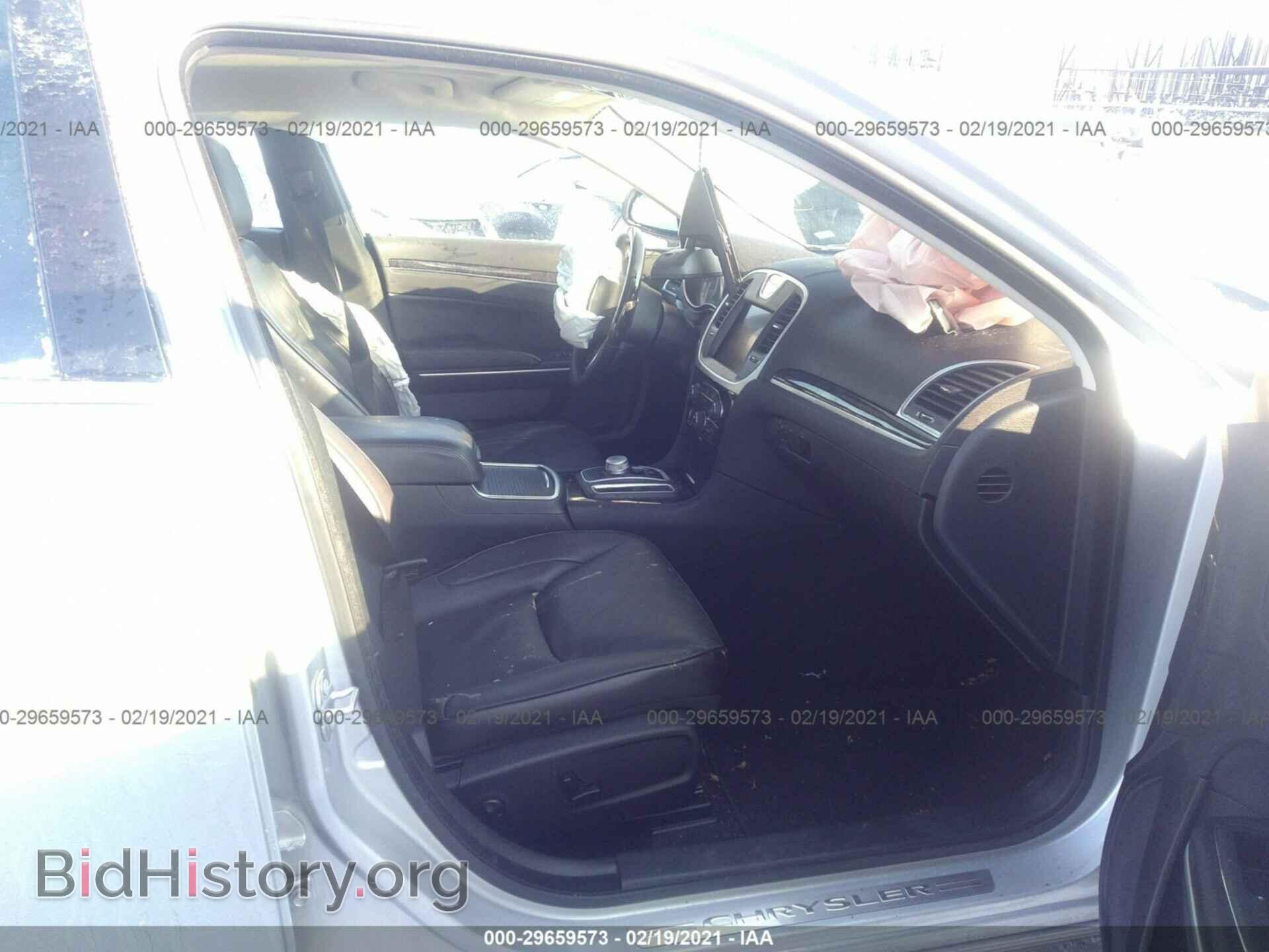 2020 CHRYSLER 300 - VIN: 2C3CCAKG4LH146071 - Фото 5