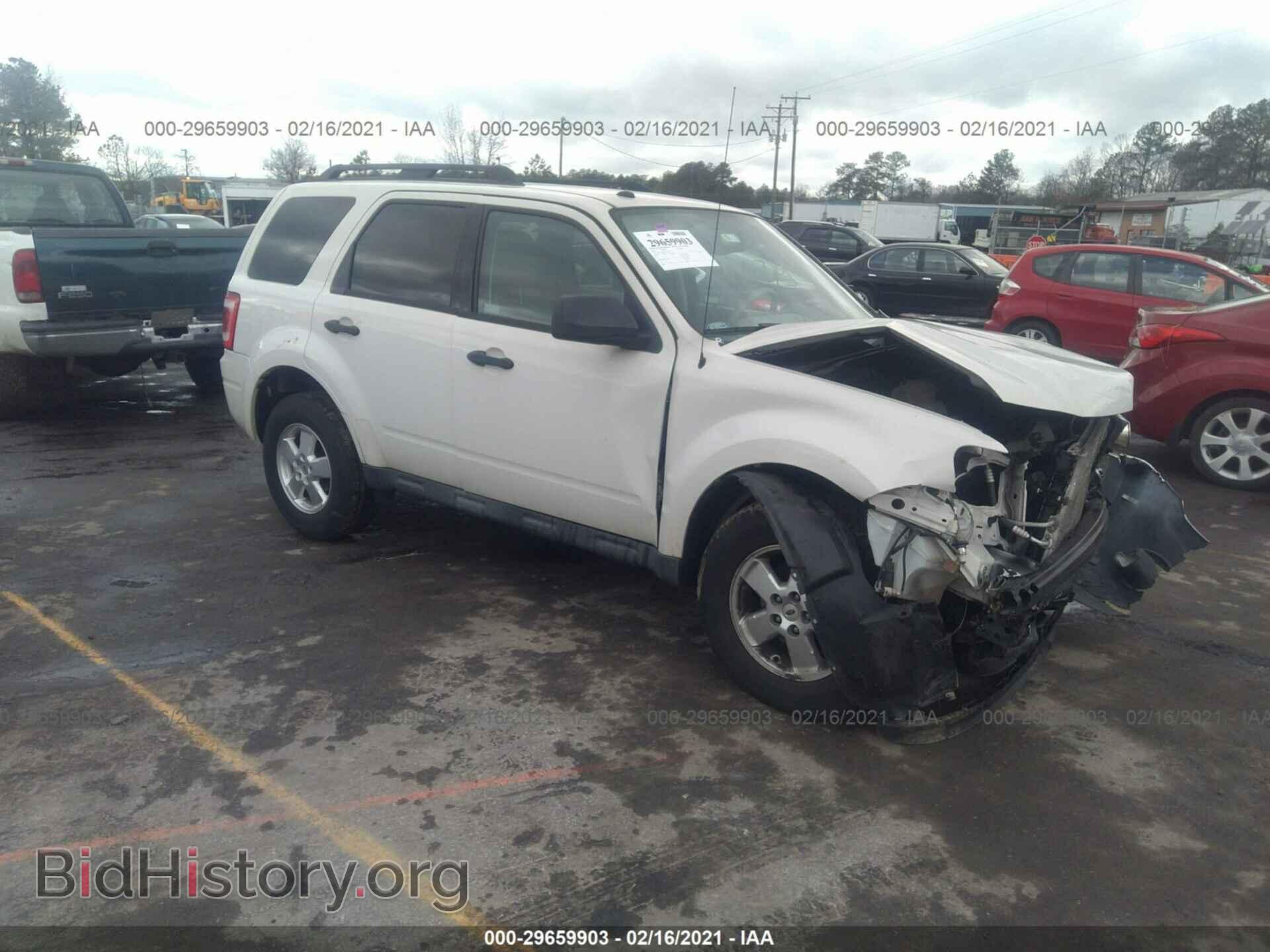 Photo 1FMCU9D79BKB92504 - FORD ESCAPE 2011