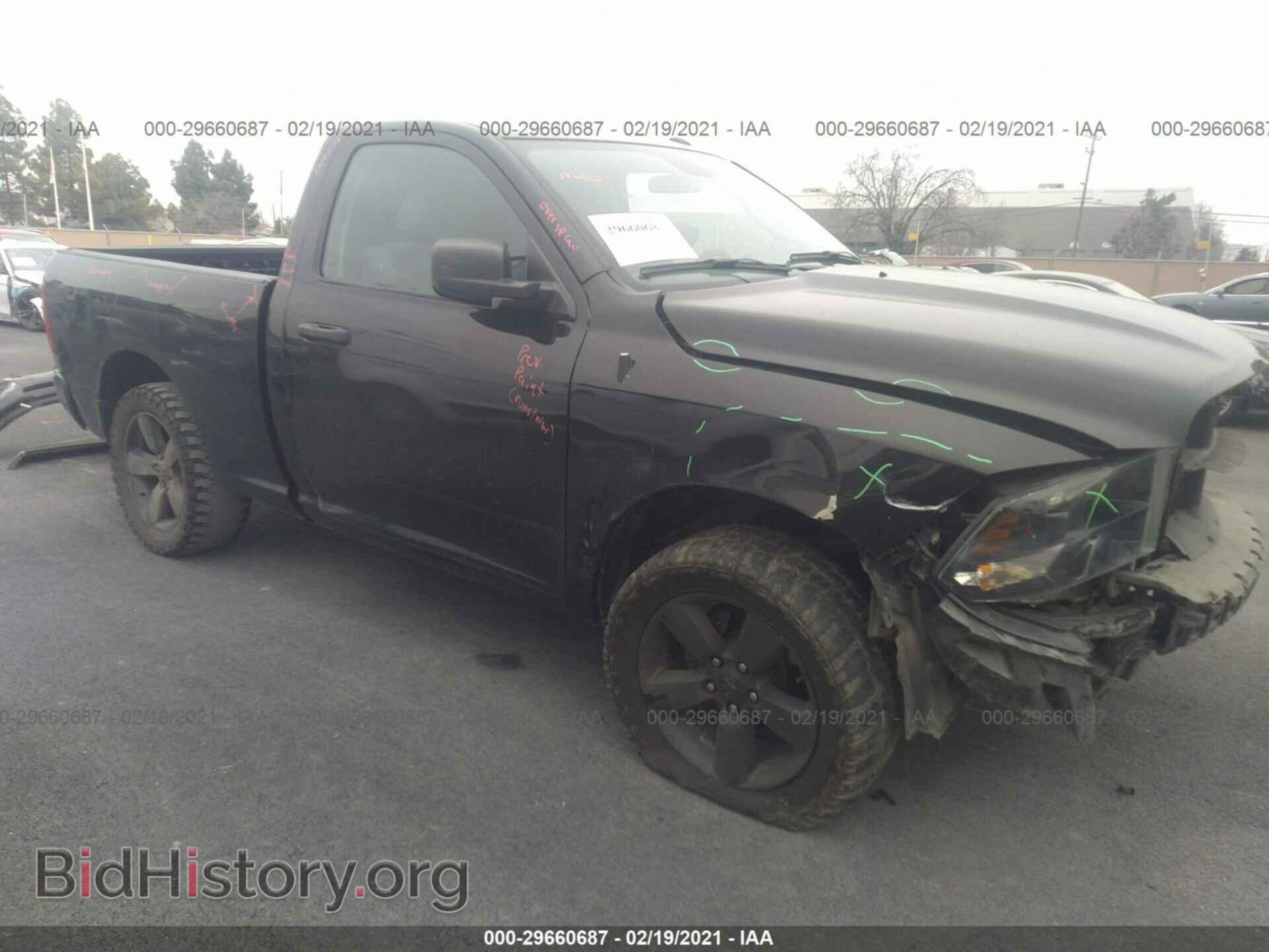 Photo 3C6JR6AT2HG745921 - RAM 1500 2017