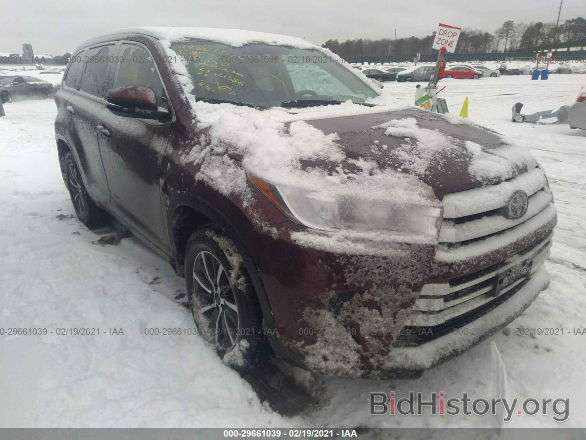 Photo 5TDJZRFH3JS839747 - TOYOTA HIGHLANDER 2018