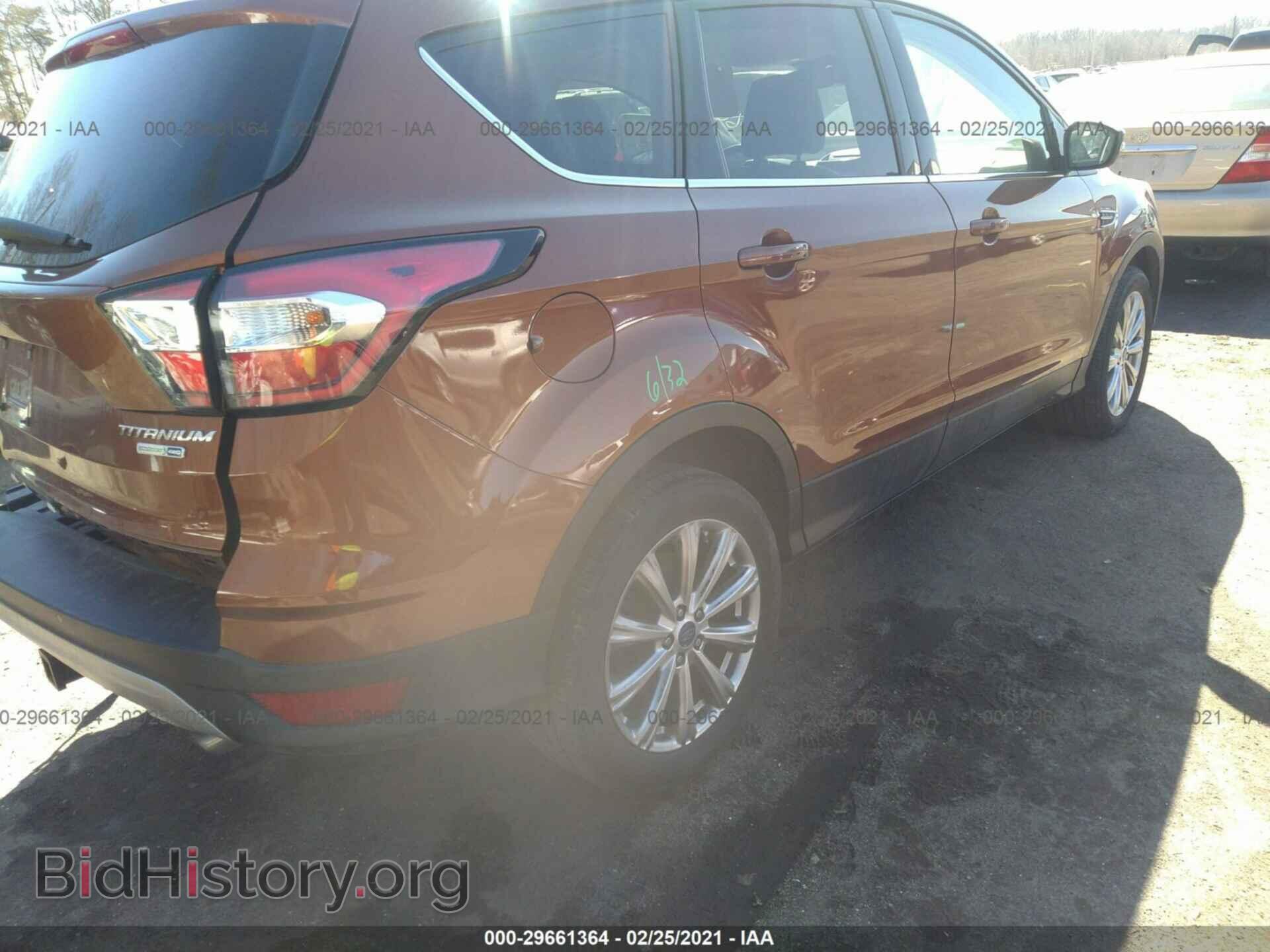 2017 FORD ESCAPE - VIN: 1FMCU9J95HUE14149 - Фото 4