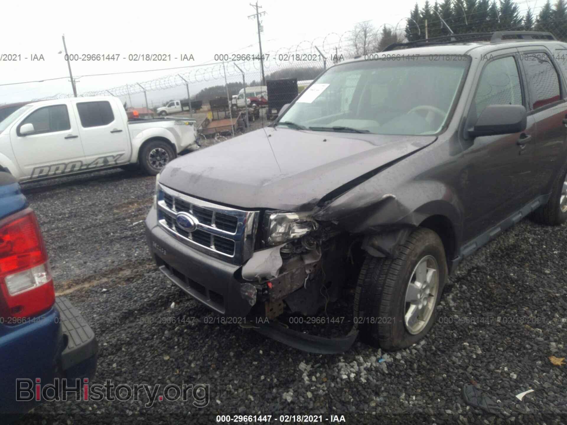 2011 FORD ESCAPE - VIN: 1FMCU0DG1BKC70317 - Photo 6