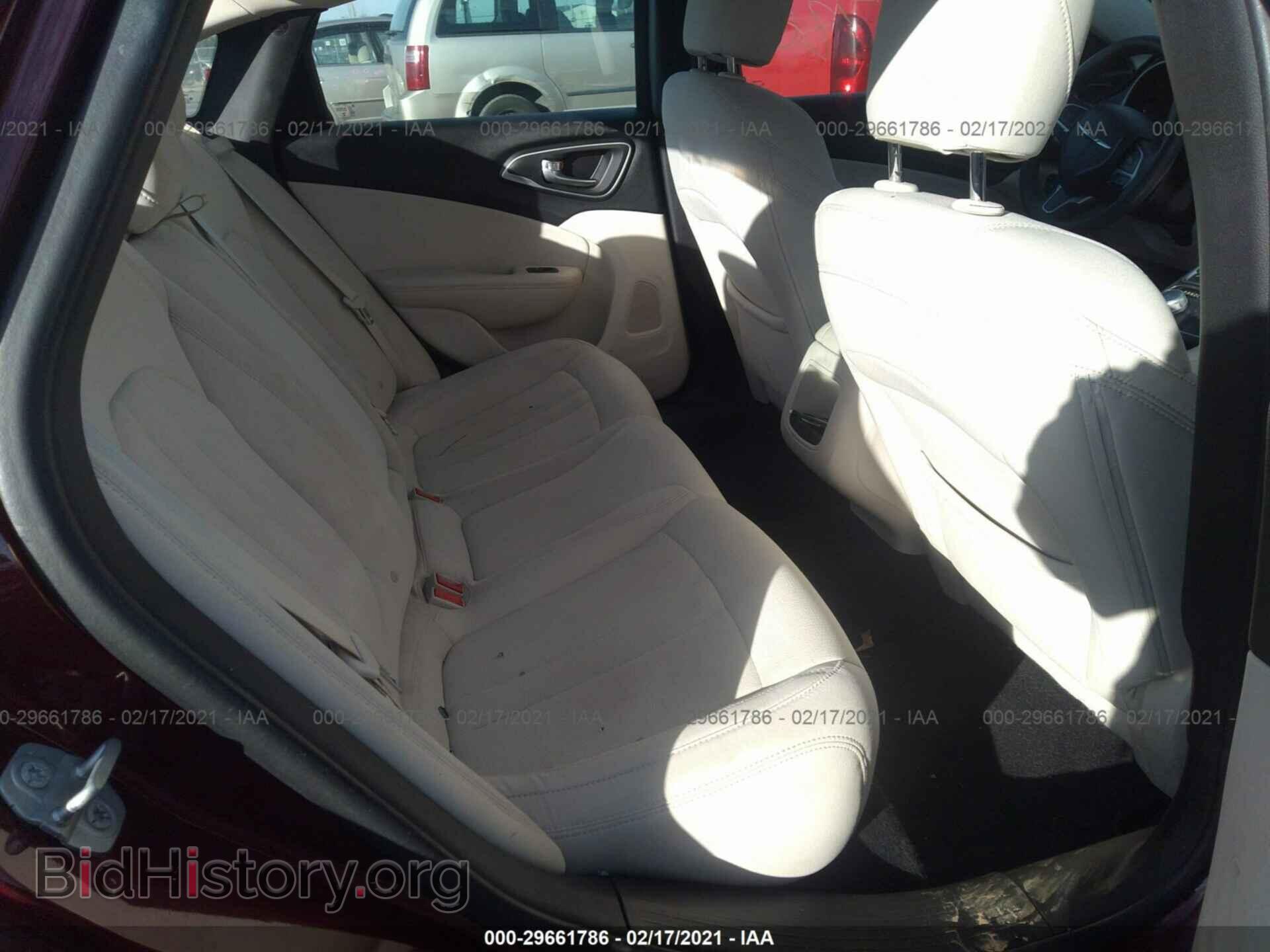2015 CHRYSLER 200 - VIN: 1C3CCCAB0FN521046 - Фото 8
