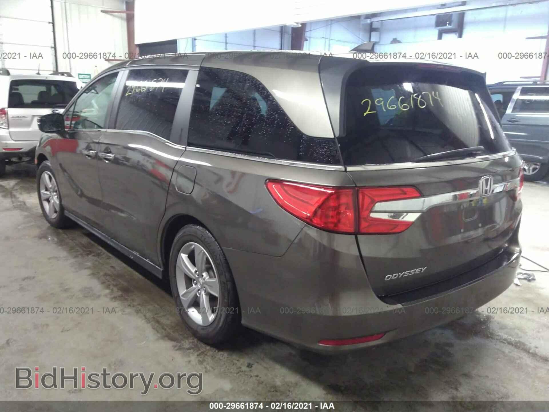 2018 HONDA ODYSSEY - VIN: 5FNRL6H72JB012995 - Фото 3
