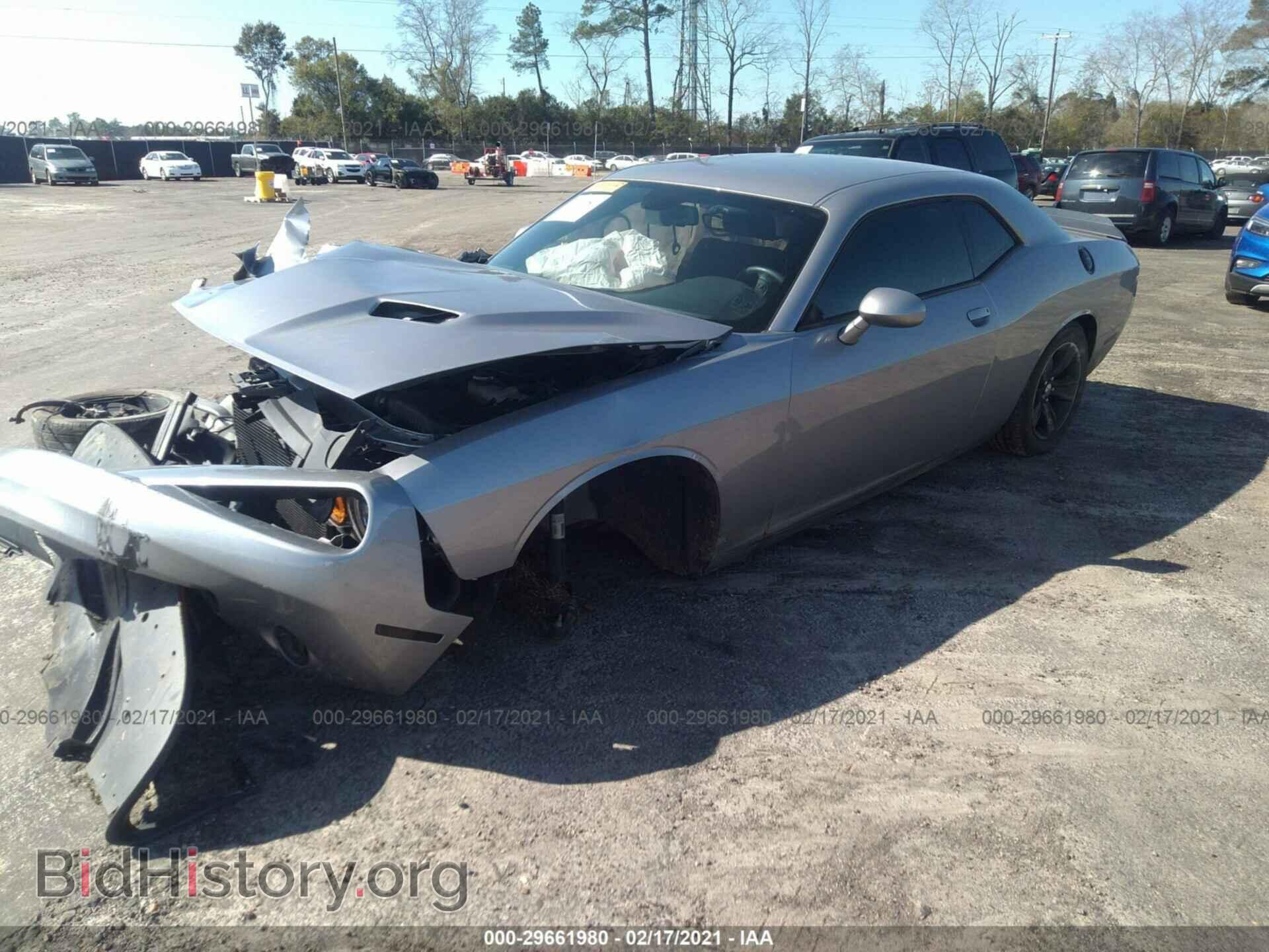 2018 DODGE CHALLENGER - VIN: 2C3CDZAG2JH219982 - Photo 2