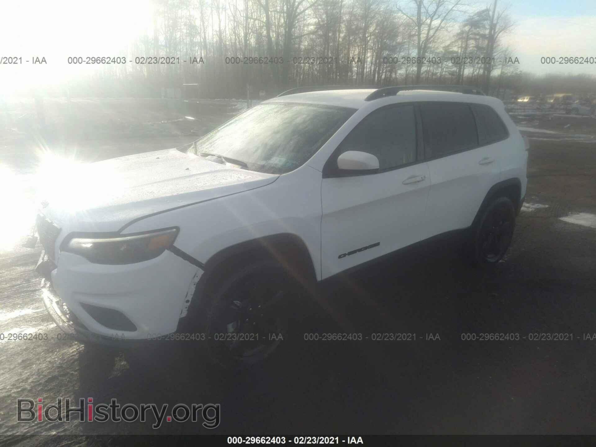 2019 JEEP CHEROKEE - VIN: 1C4PJMLX9KD413123 - Фото 2