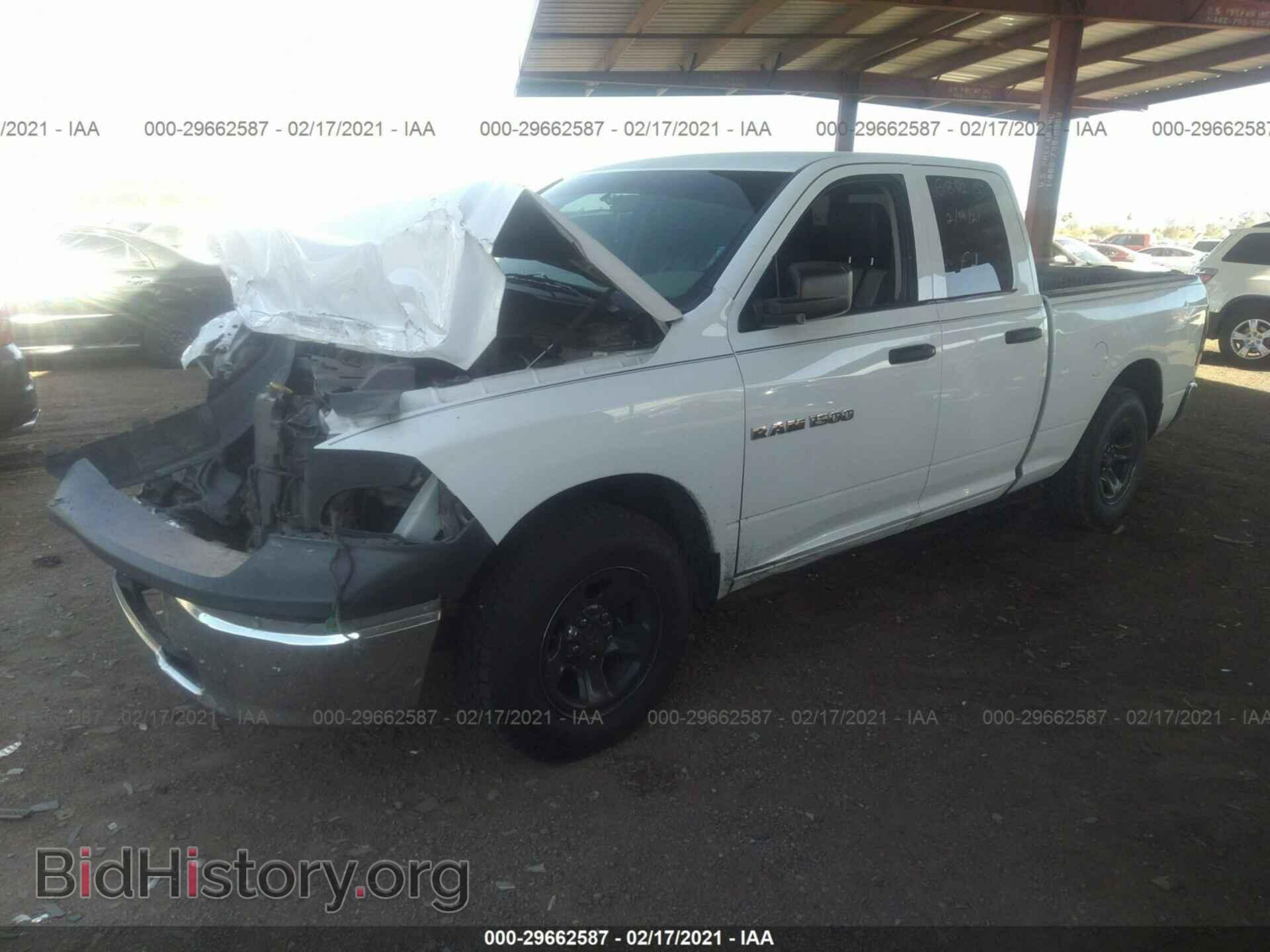 2011 RAM 1500 - VIN: 1D7RB1GK5BS657677 - Фото 2