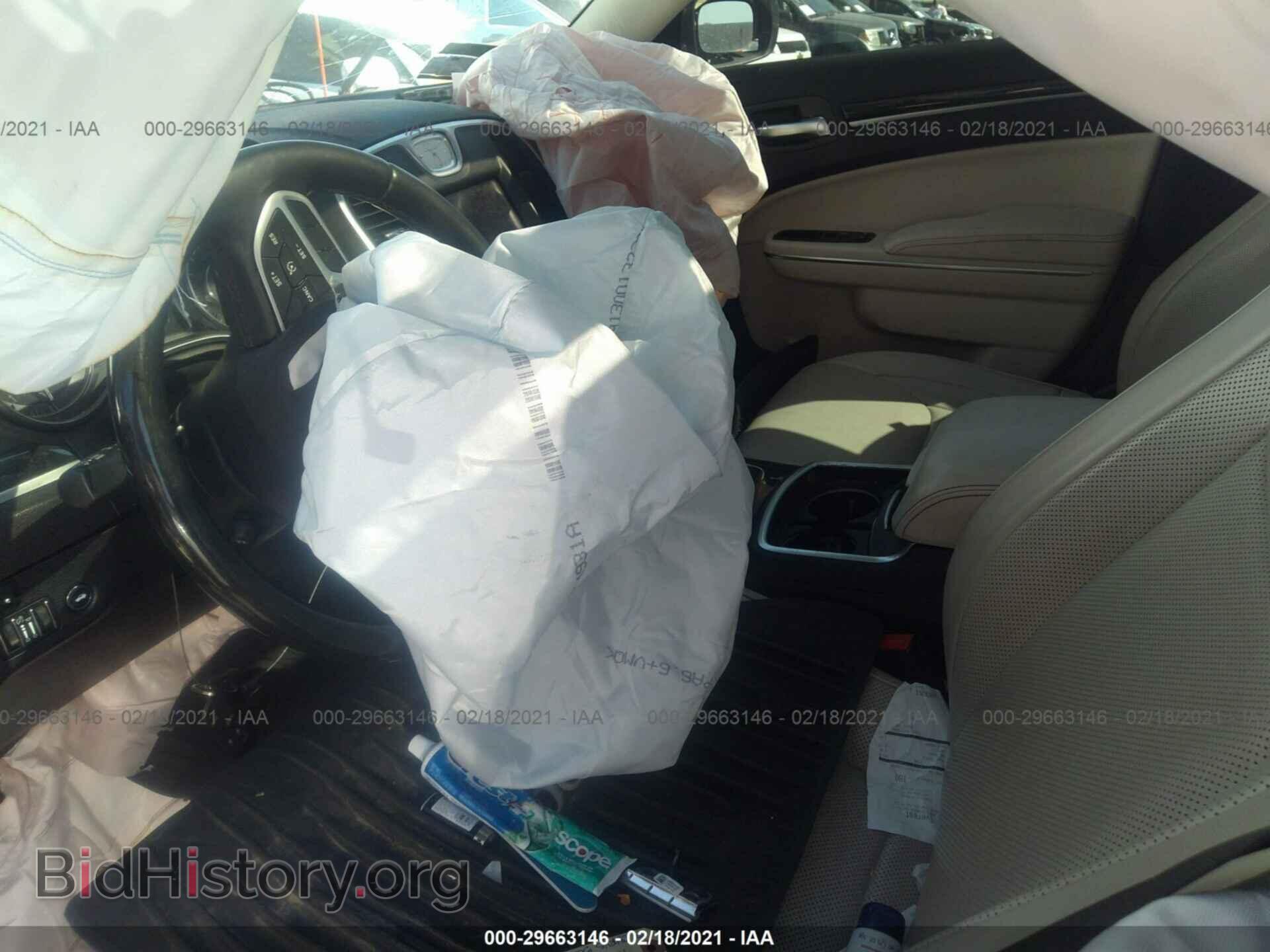 2017 CHRYSLER 300 - VIN: 2C3CCAEG4HH564388 - Фото 5