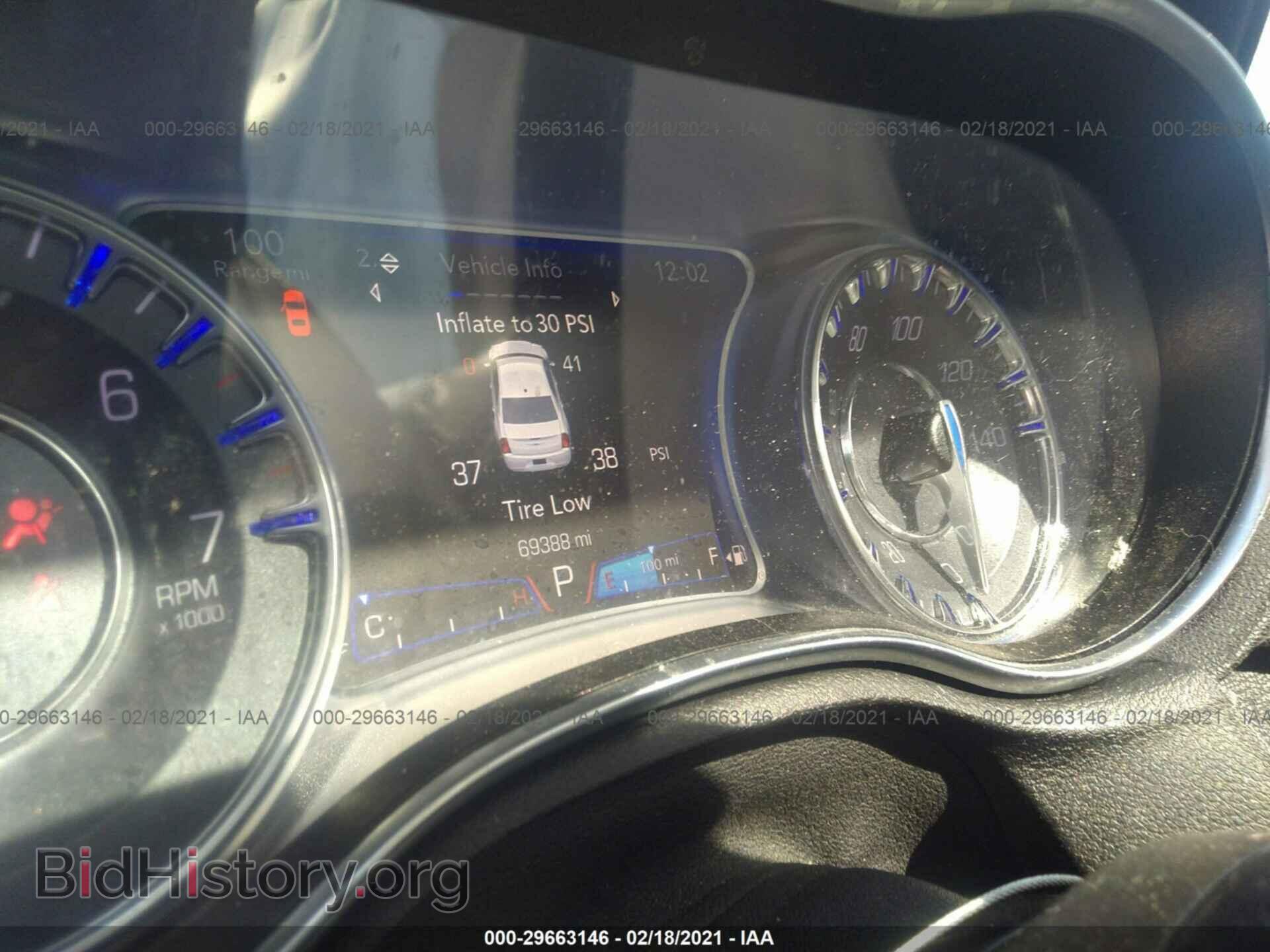 2017 CHRYSLER 300 - VIN: 2C3CCAEG4HH564388 - Фото 6