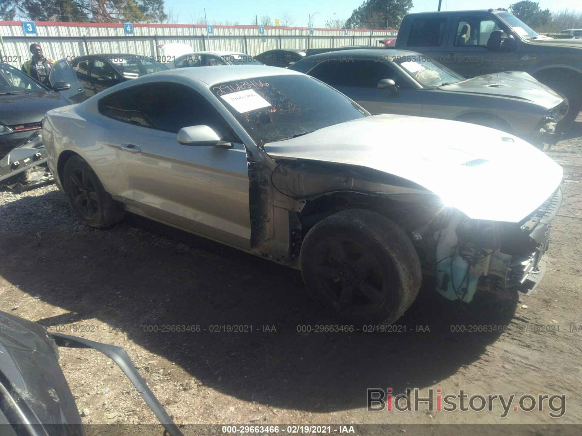 Photo 1FA6P8TH3J5183569 - FORD MUSTANG 2018