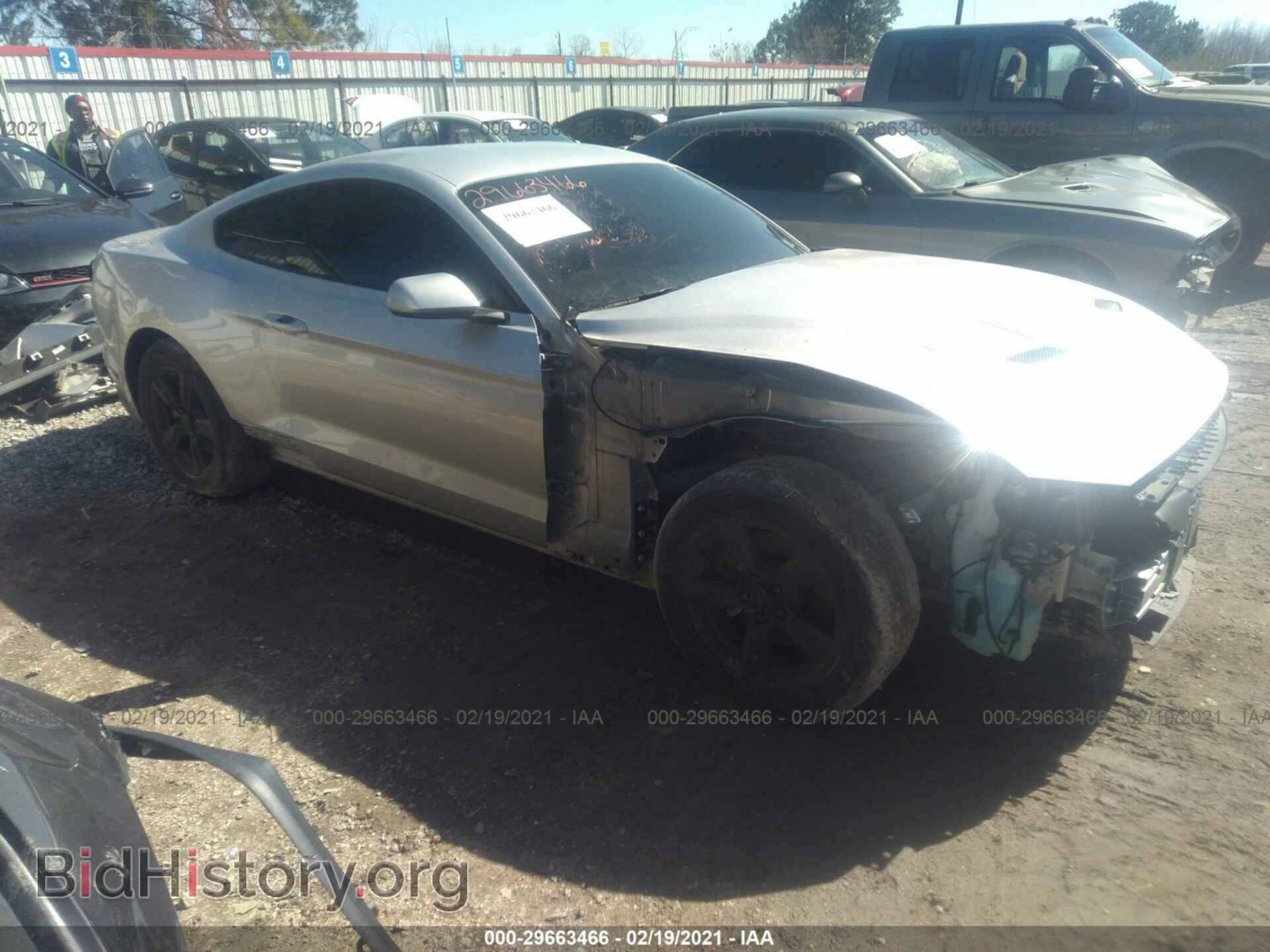 Photo 1FA6P8TH3J5183569 - FORD MUSTANG 2018