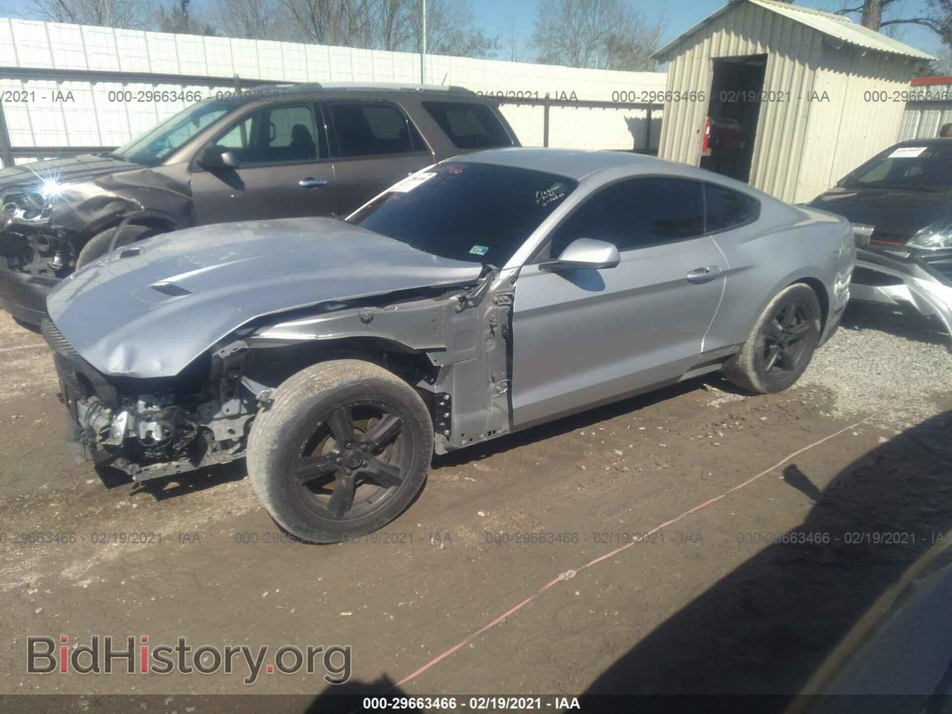 2018 FORD MUSTANG - VIN: 1FA6P8TH3J5183569 - Фото 2