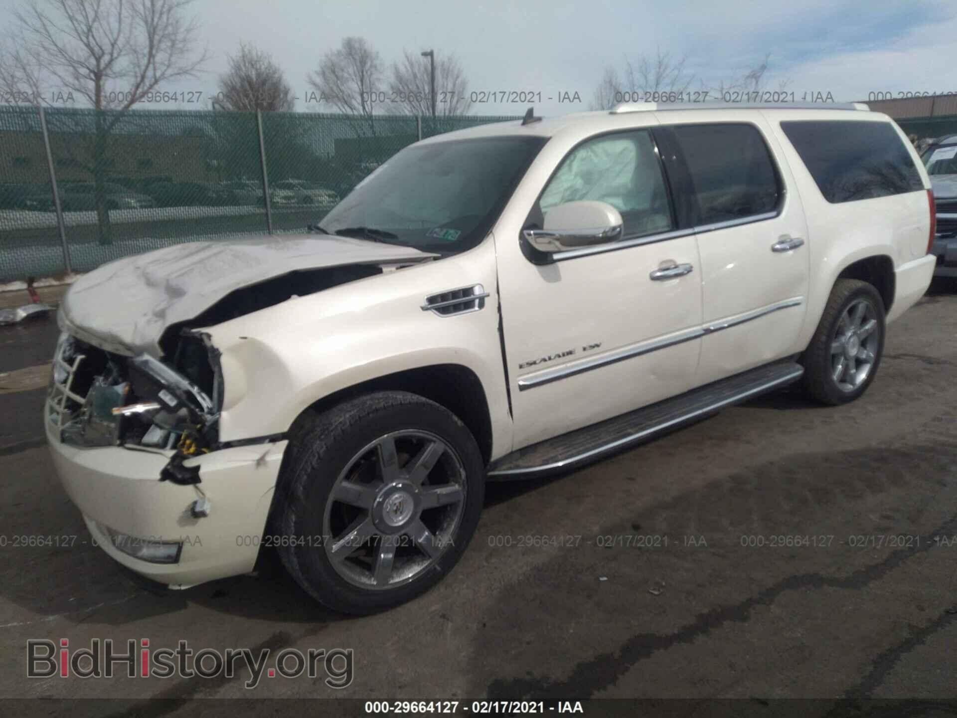 2011 CADILLAC ESCALADE ESV - VIN: 1GYS4HEF3BR114706 - Фото 2