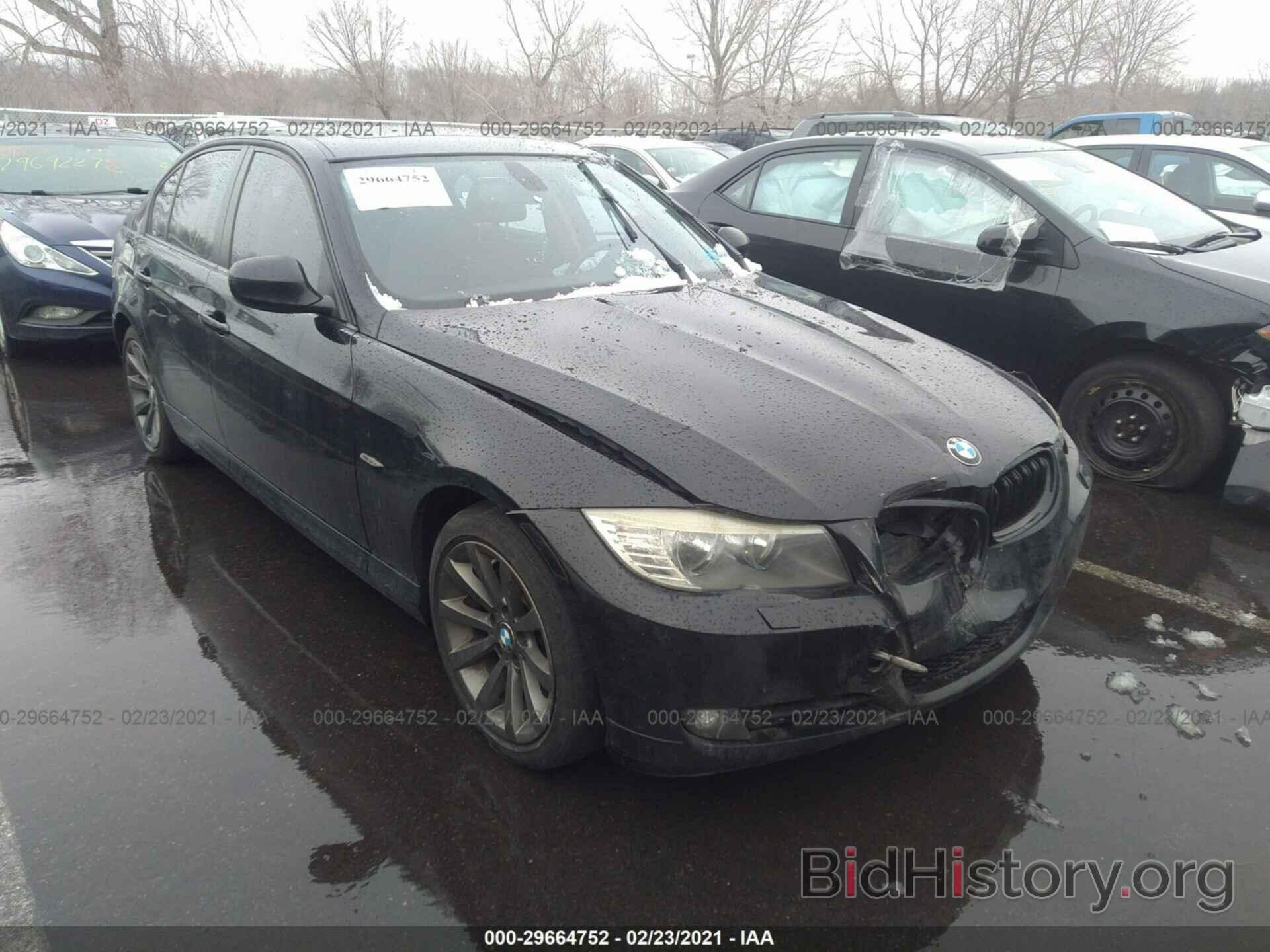 Photo WBAPK5C55AA651212 - BMW 3 SERIES 2010