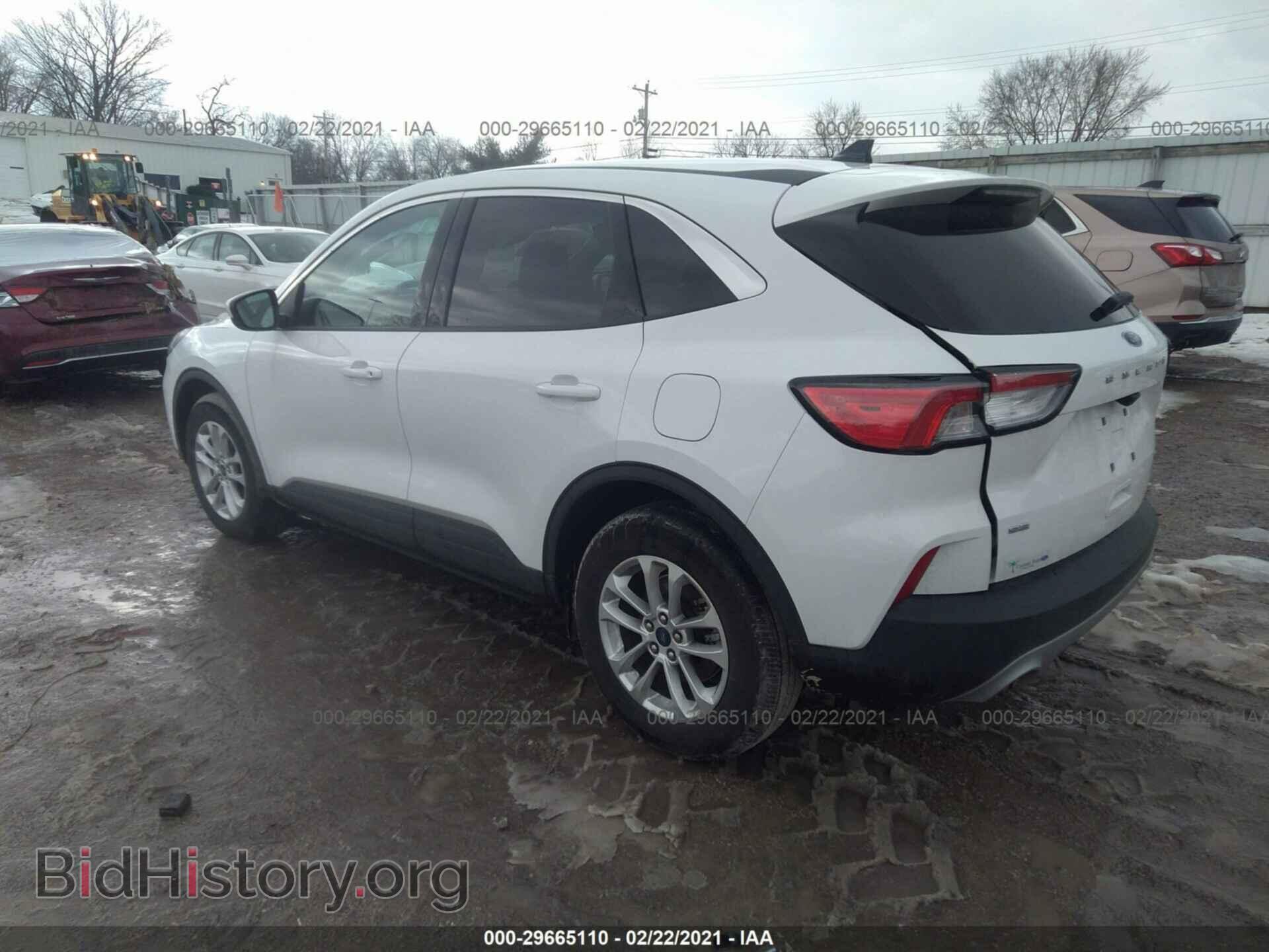 2020 FORD ESCAPE - VIN: 1FMCU0G66LUA94230 - Фото 3