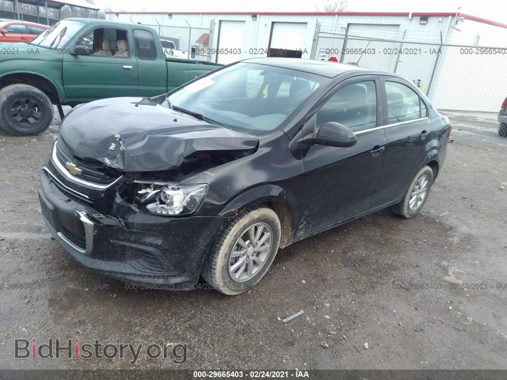 2017 CHEVROLET SONIC - VIN: 1G1JD5SG6H4153222 - Фото 2