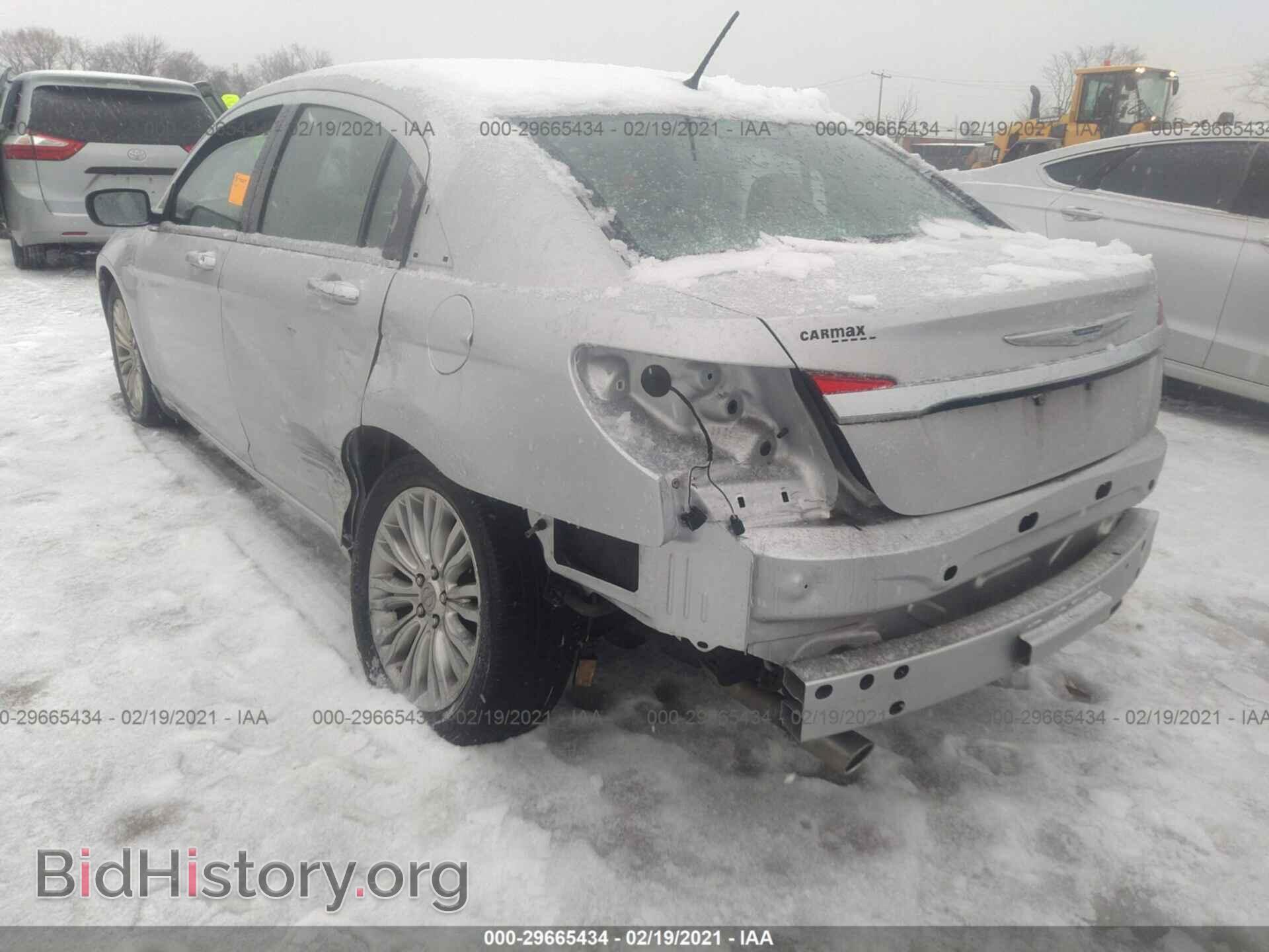 2012 CHRYSLER 200 - VIN: 1C3CCBCG2CN122279 - Фото 6
