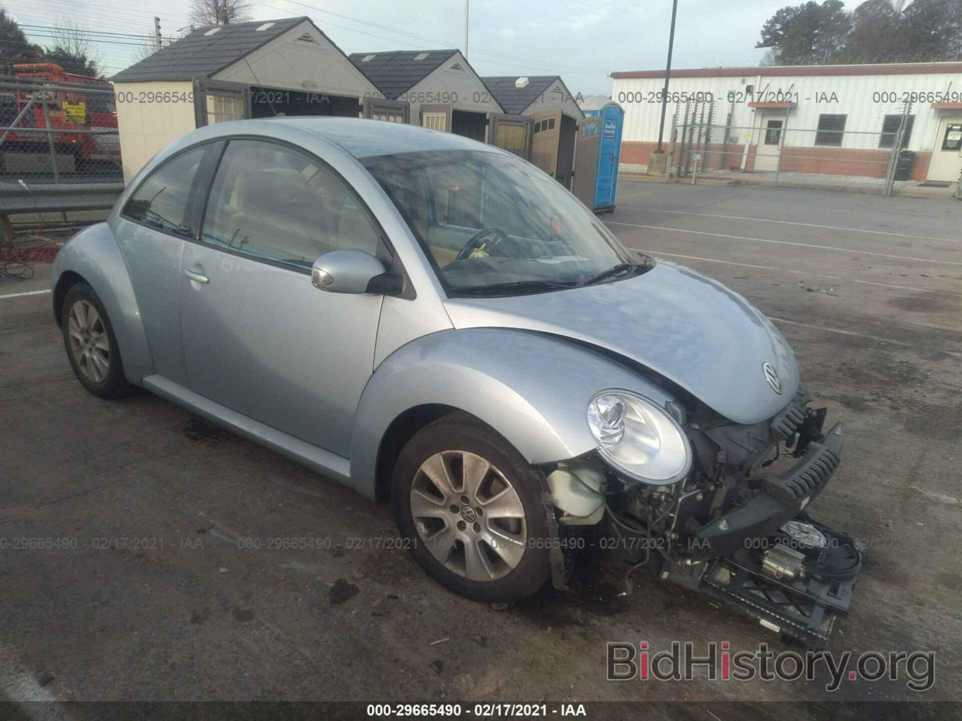 Photo 3VWPW3AG8AM014671 - VOLKSWAGEN NEW BEETLE COUPE 2010