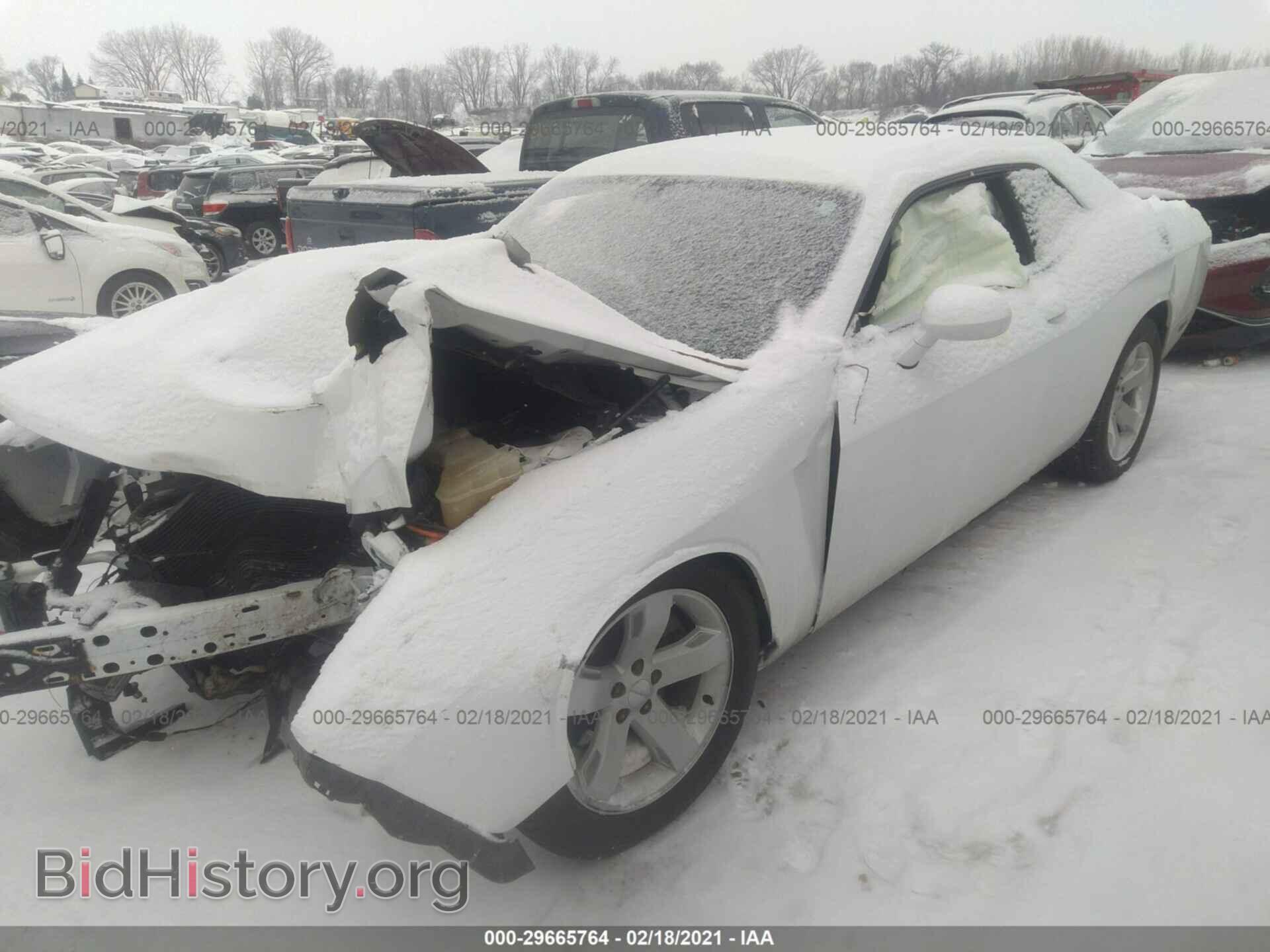 2014 DODGE CHALLENGER - VIN: 2C3CDYAG4EH244902 - Photo 2