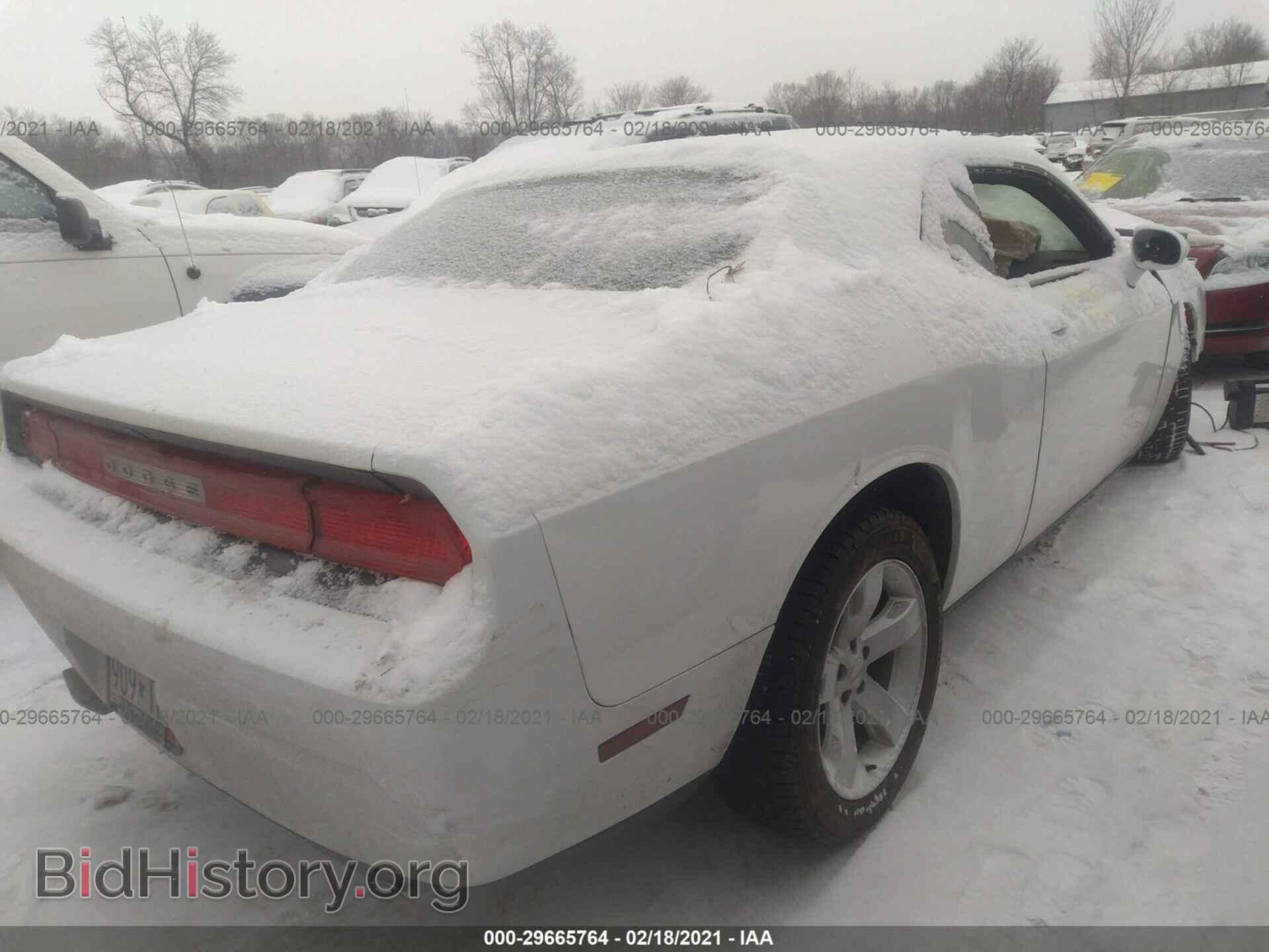 2014 DODGE CHALLENGER - VIN: 2C3CDYAG4EH244902 - Photo 4