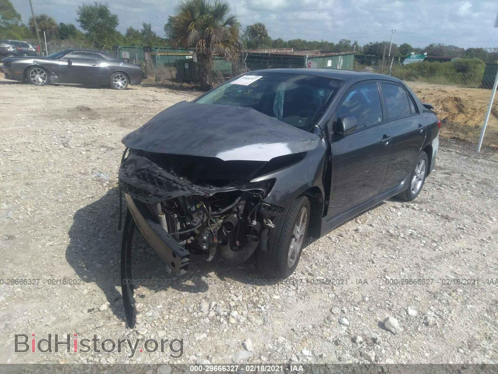 2011 TOYOTA COROLLA - VIN: 2T1BU4EE6BC608820 - Фото 2