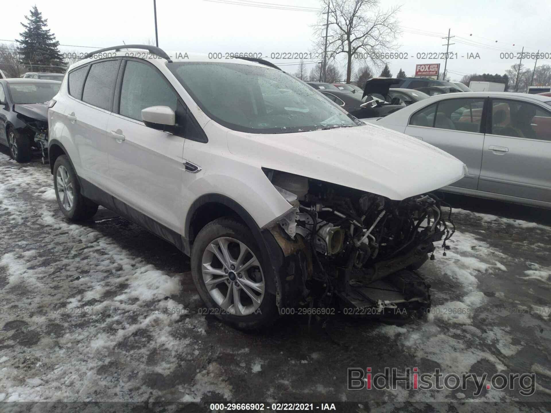 Photo 1FMCU0GD7HUE14967 - FORD ESCAPE 2017